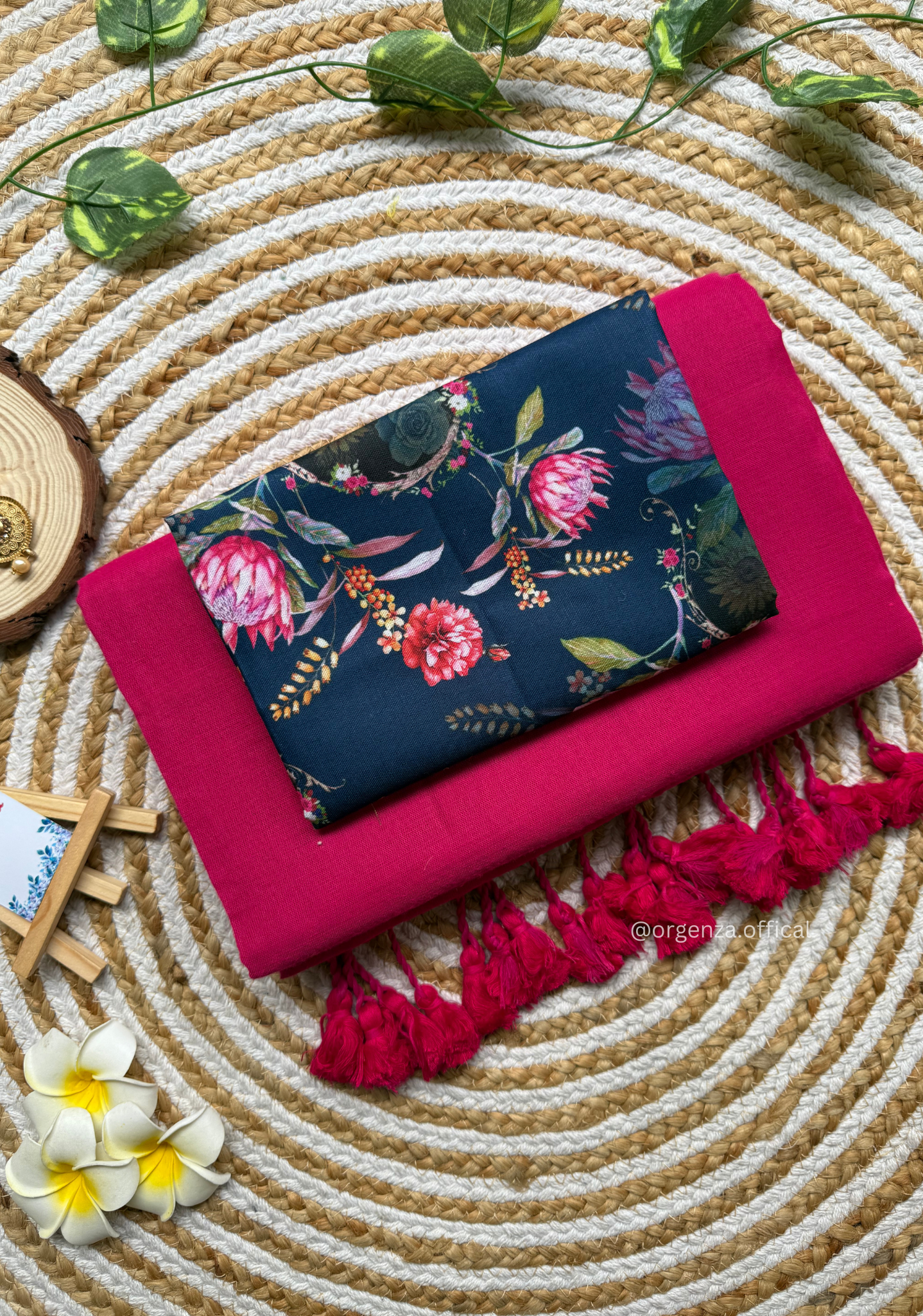 Pink Colour Cotton Saree With Flower Print Blouse