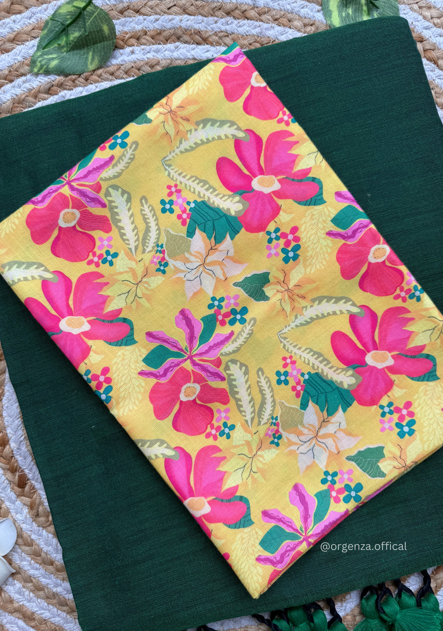 Green Colour Cotton Saree With Pink Flower Print Blouse