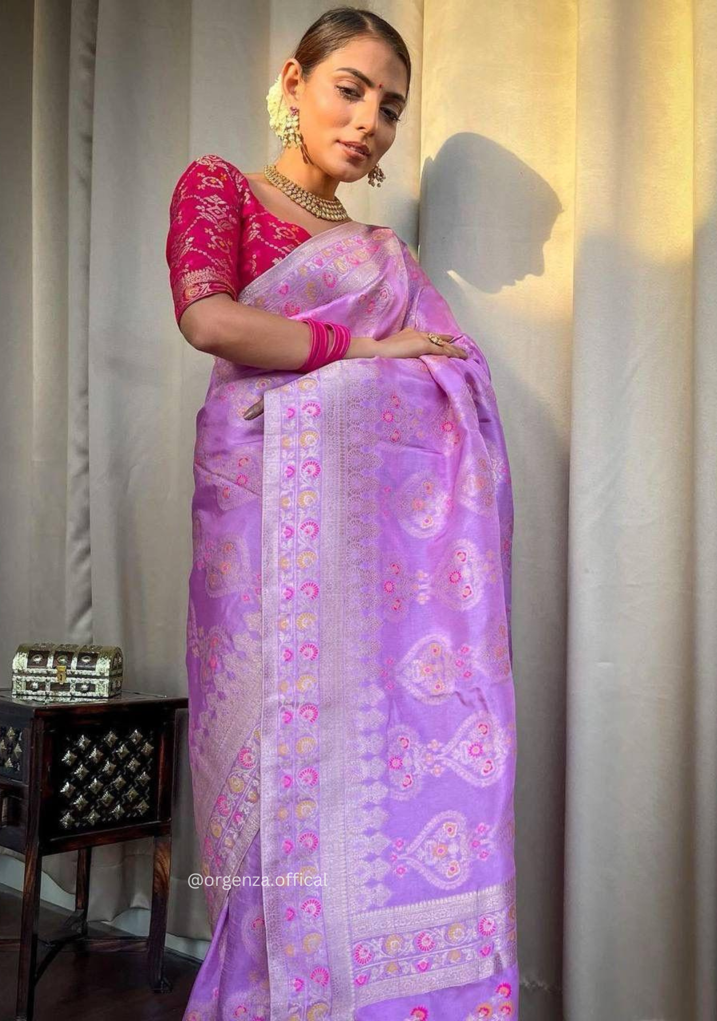 Lichi Silk Saree With Jacquard Zari Work