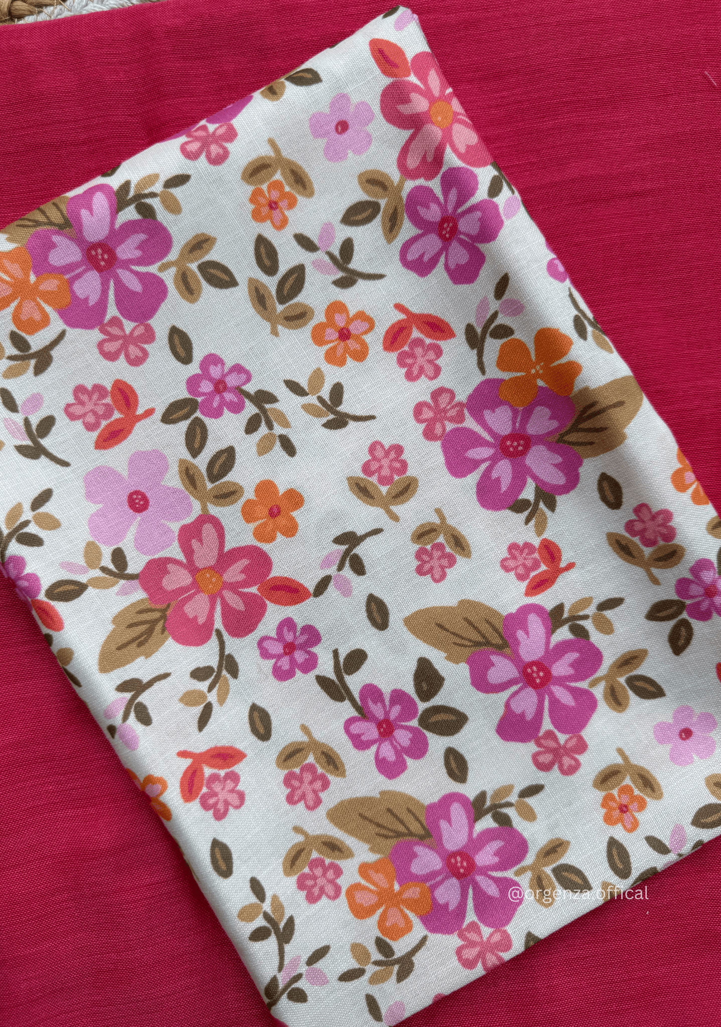 Pink Colour Cotton Saree With White Pink Flower Print Blouse - Orgenza Store - digisoch