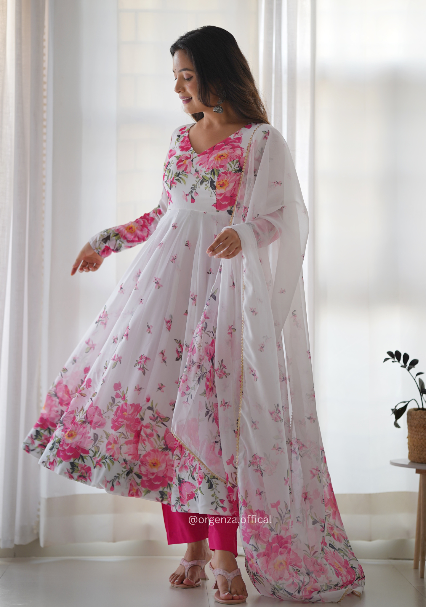 White Floral Organza Anarkali With Dupatta Set - Orgenza Store