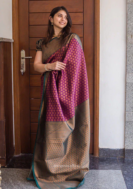 Lichi Silk Saree With Jacquard Zari Work