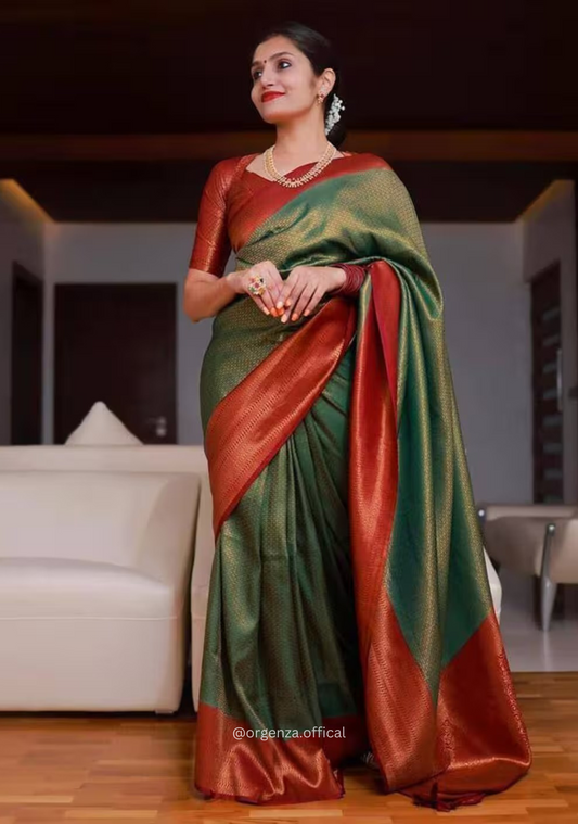 Lichi Silk Saree With Jacquard Zari Work