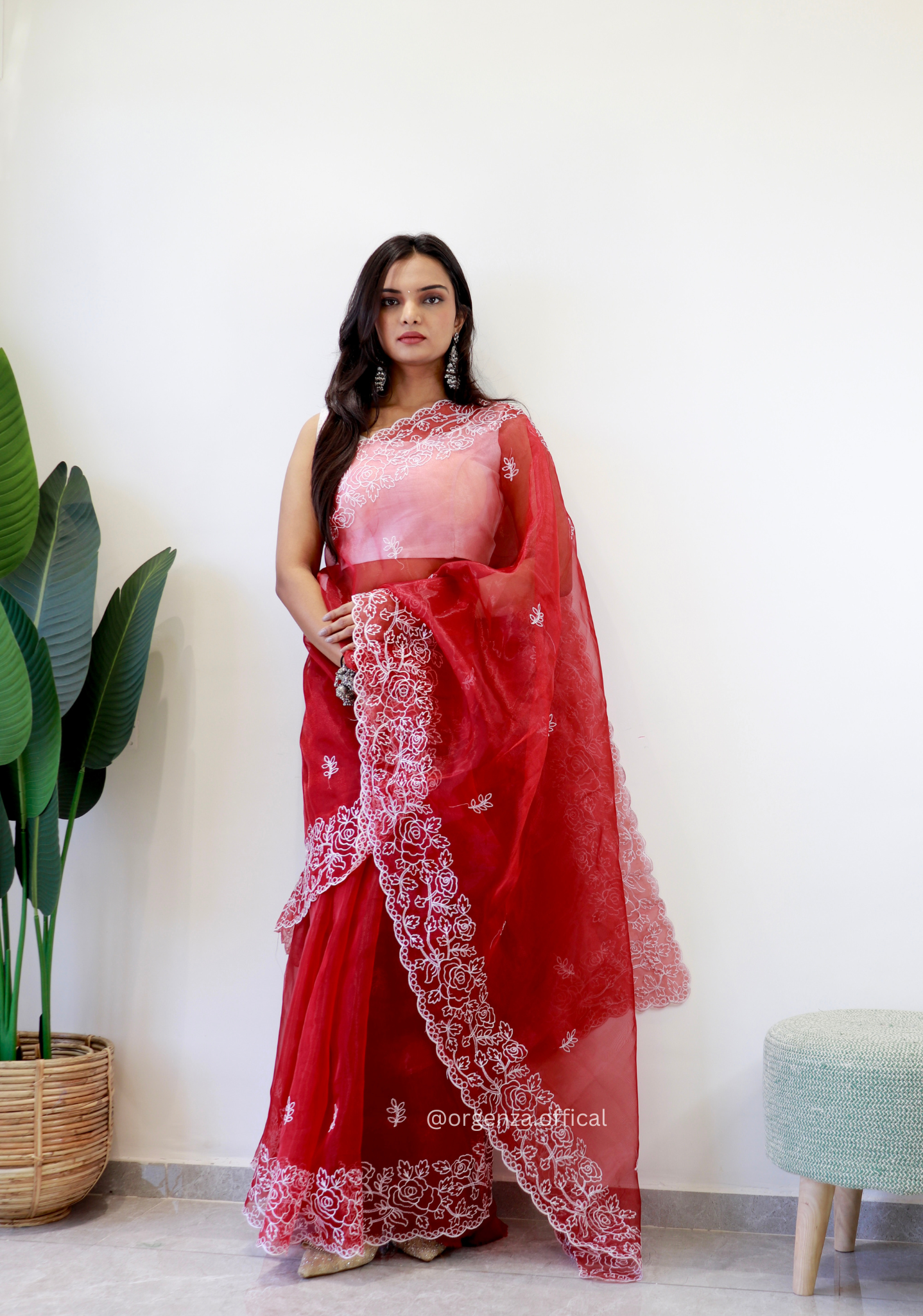 Red Colour Embroidery Thread Work Saree - Orgenza Store