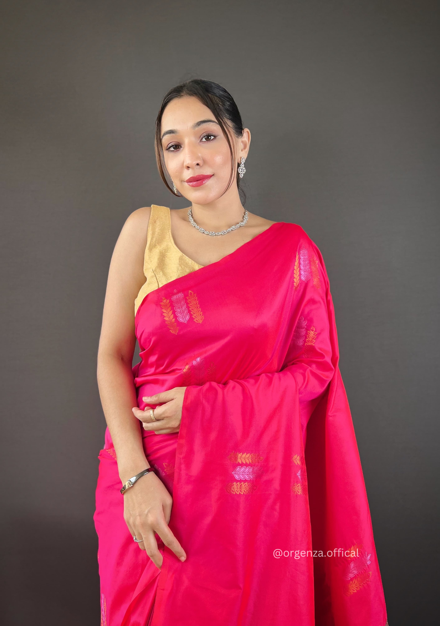 Pink Colour Silk Saree With Zari Weaving - Orgenza Store