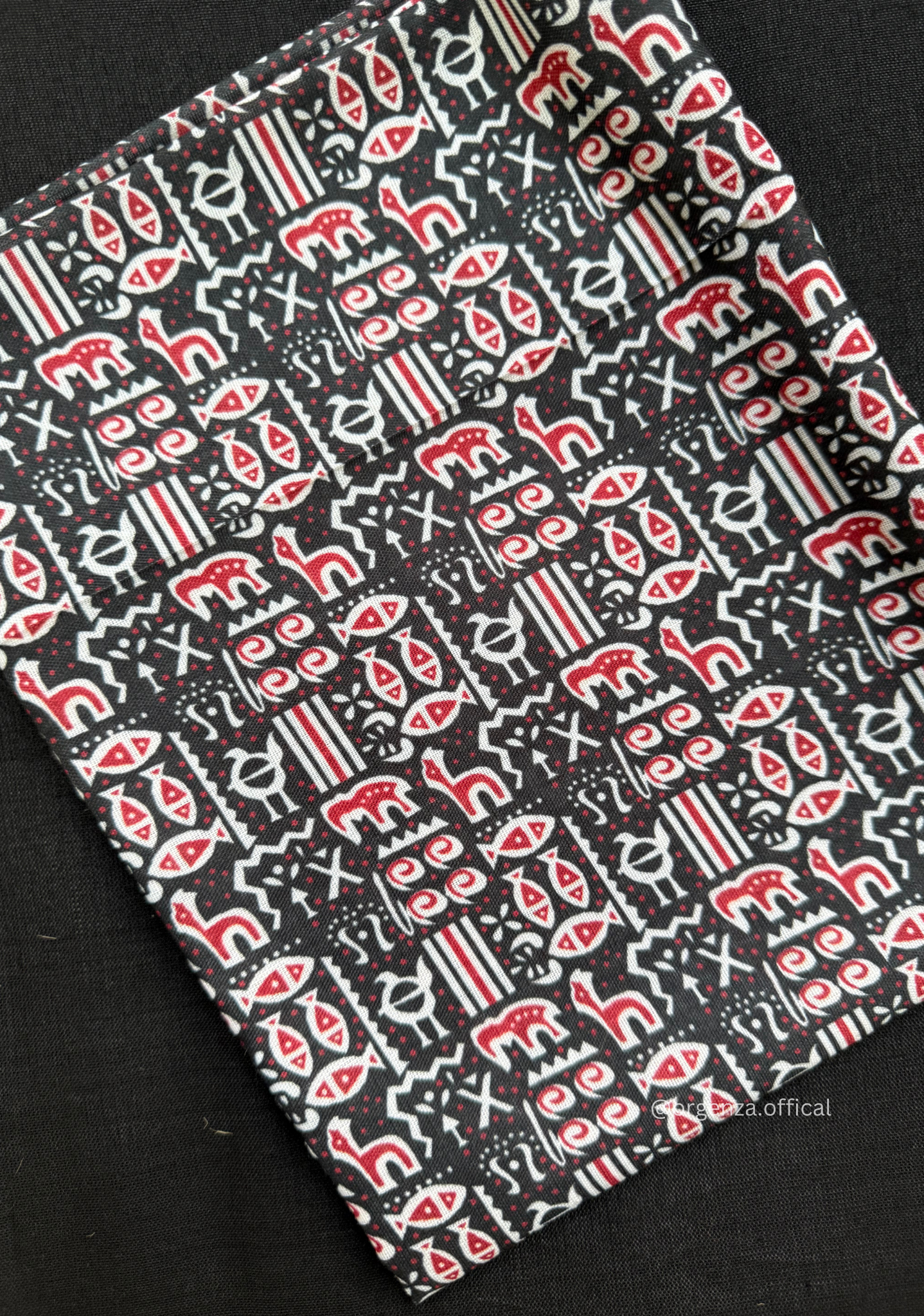 Black Colour Cotton Saree With Multi Print Blouse