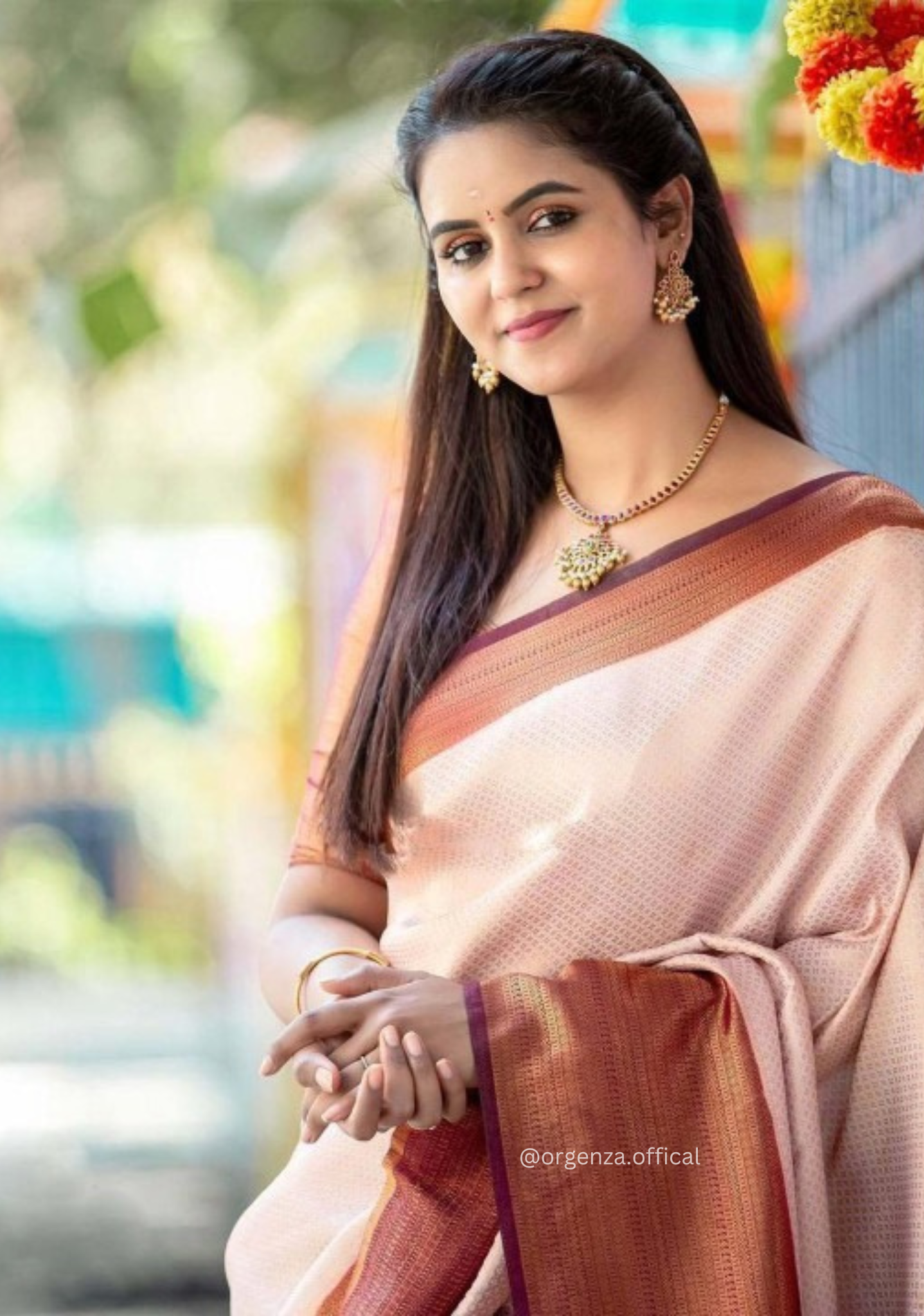 Lichi Silk Saree With Jacquard Zari Work