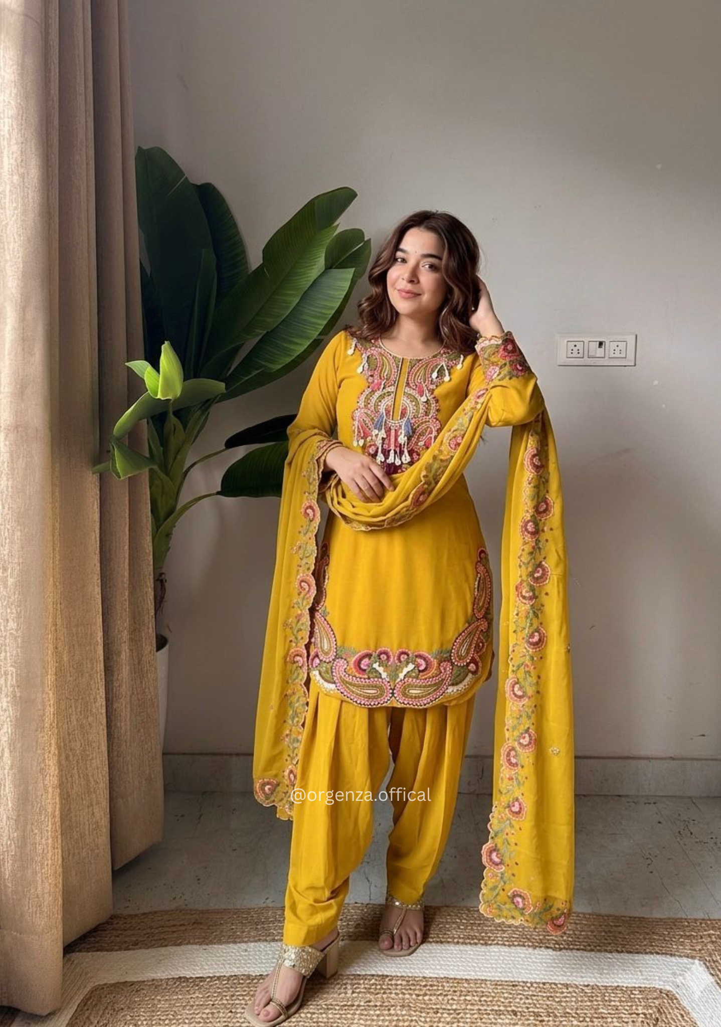 Elegant Pure Heavy Georgette Farshi Suit Set