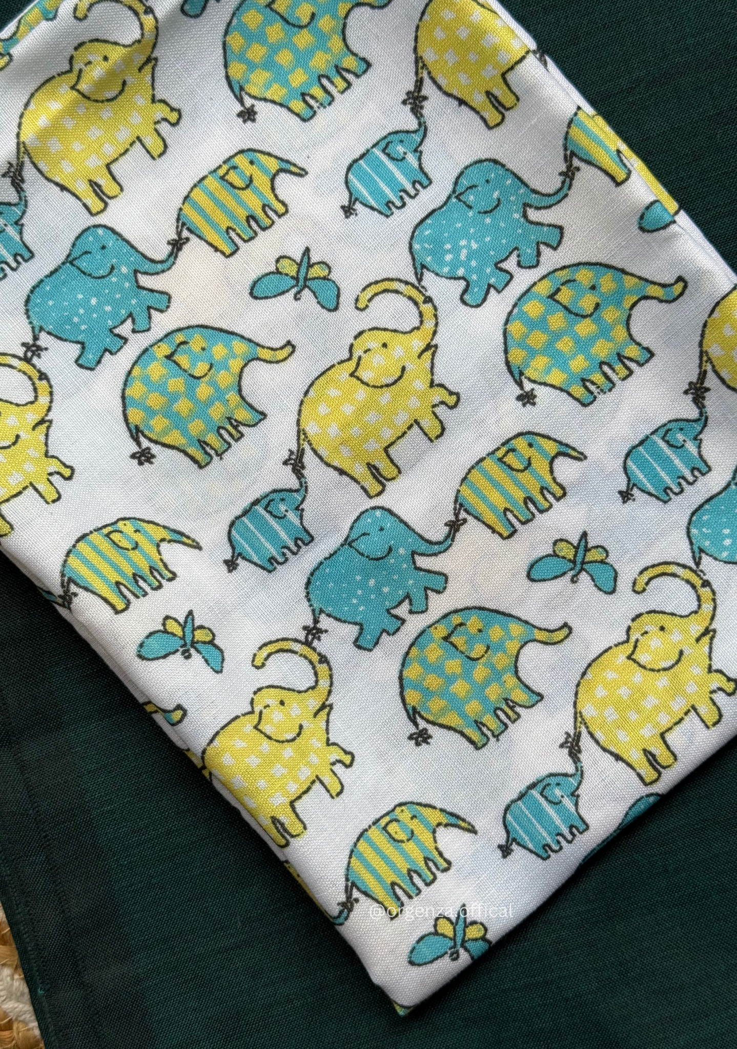Rama Green Colour Cotton Saree With Little Elephant Print Blouse