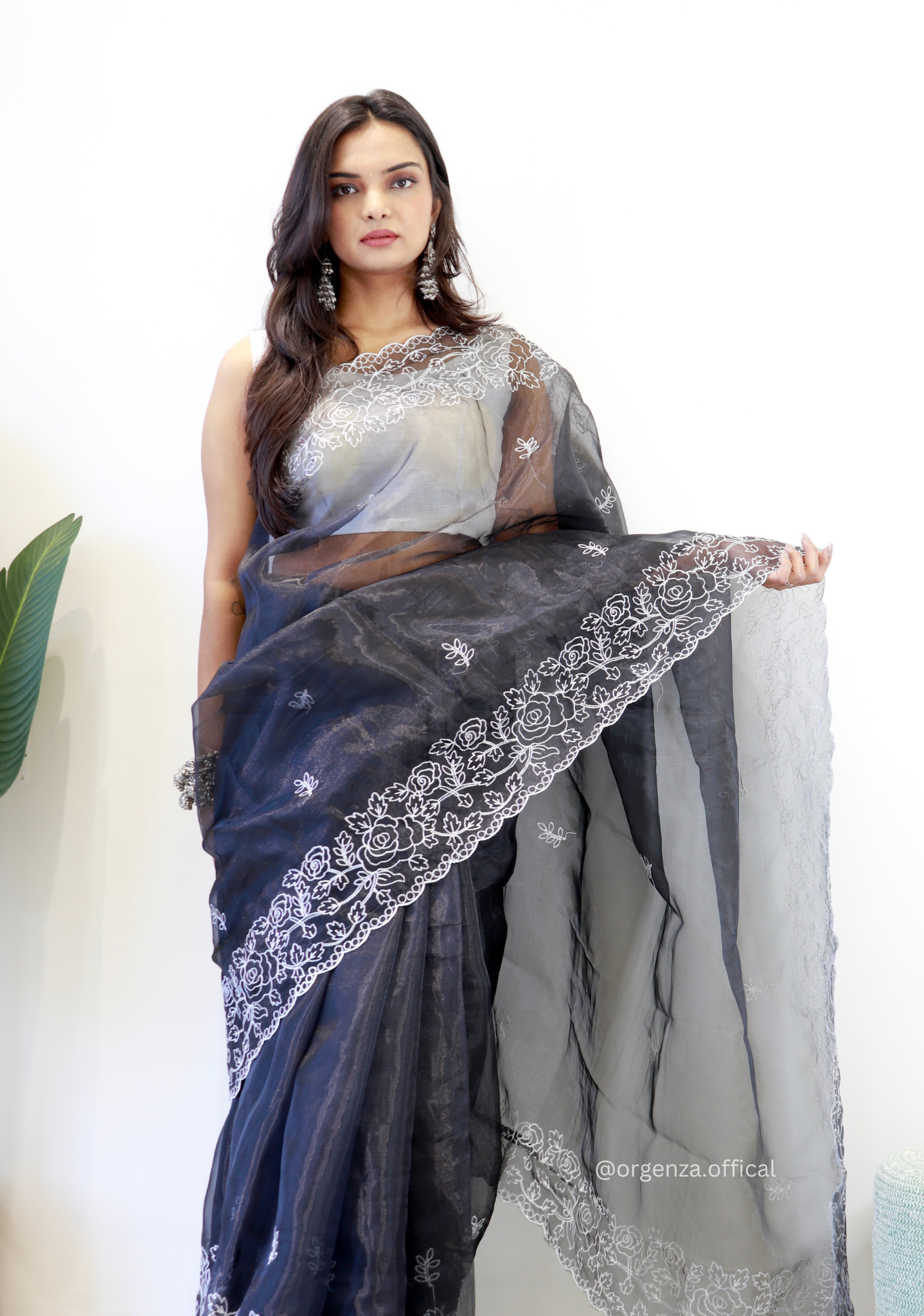 Black Colour Embroidery Thread Work Saree - Orgenza Store