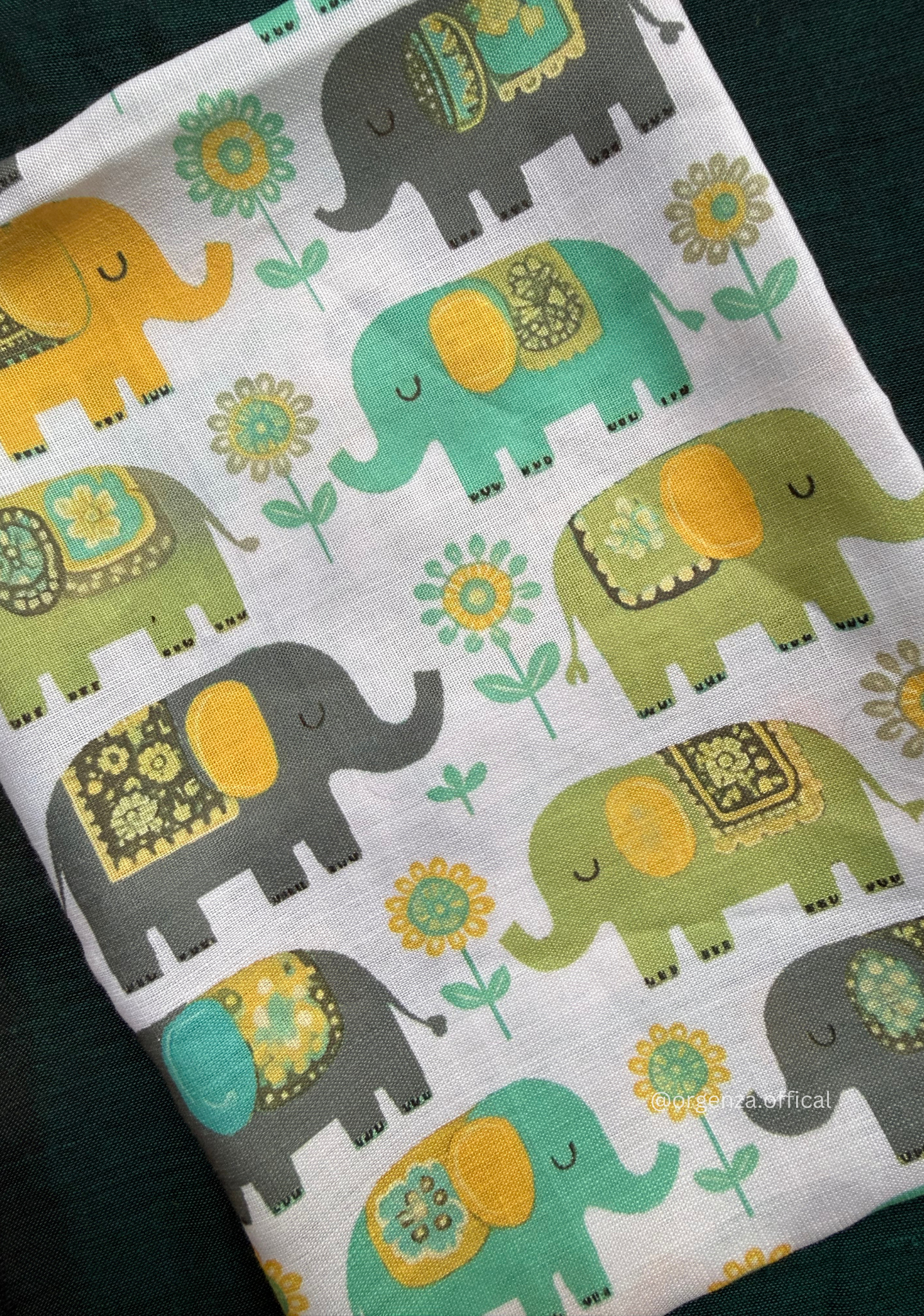 Rama Green Colour Cotton Saree With Baby Elephant Print Blouse