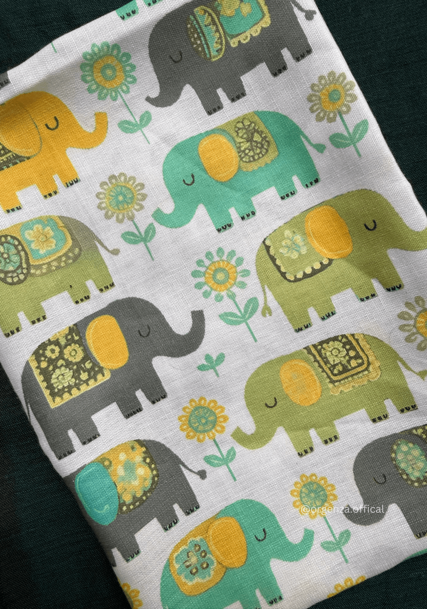 Rama Green Colour Cotton Saree With Baby Elephant Print Blouse