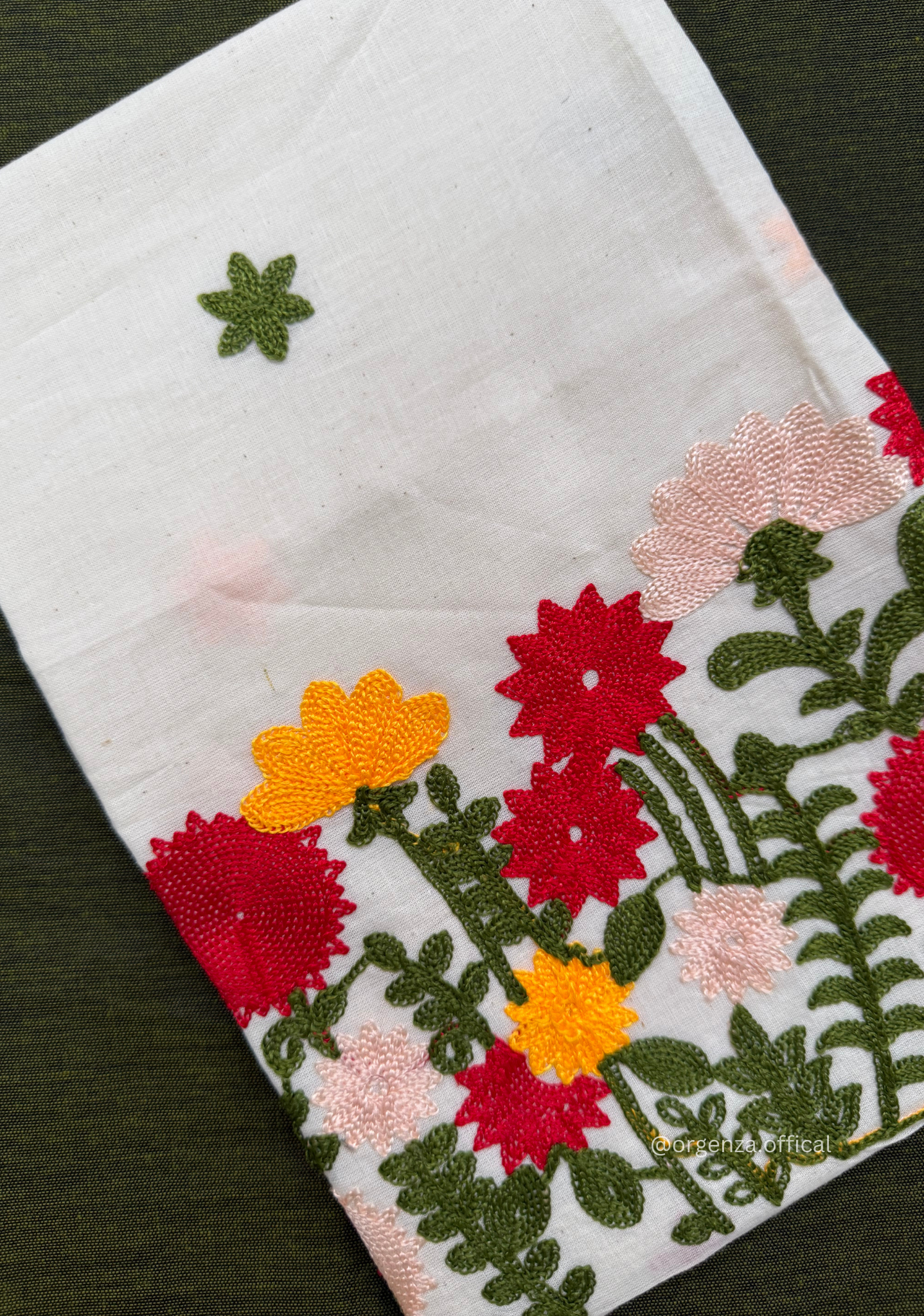 Dark Mehendi Green Colour Cotton Saree With Flower Embroidery Blouse