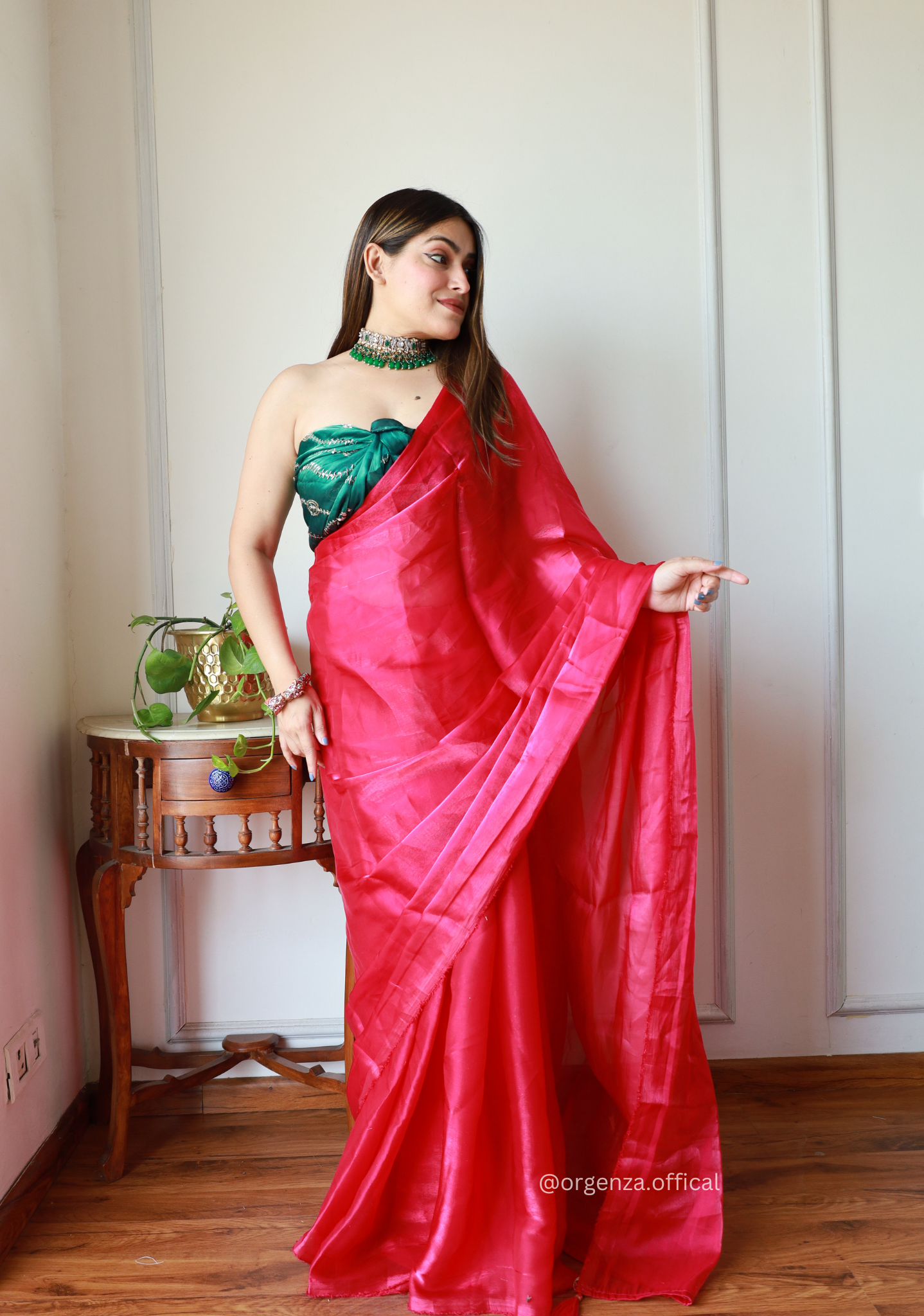 Plain Pink Colour Jimmy Choo Saree - Orgenza Store