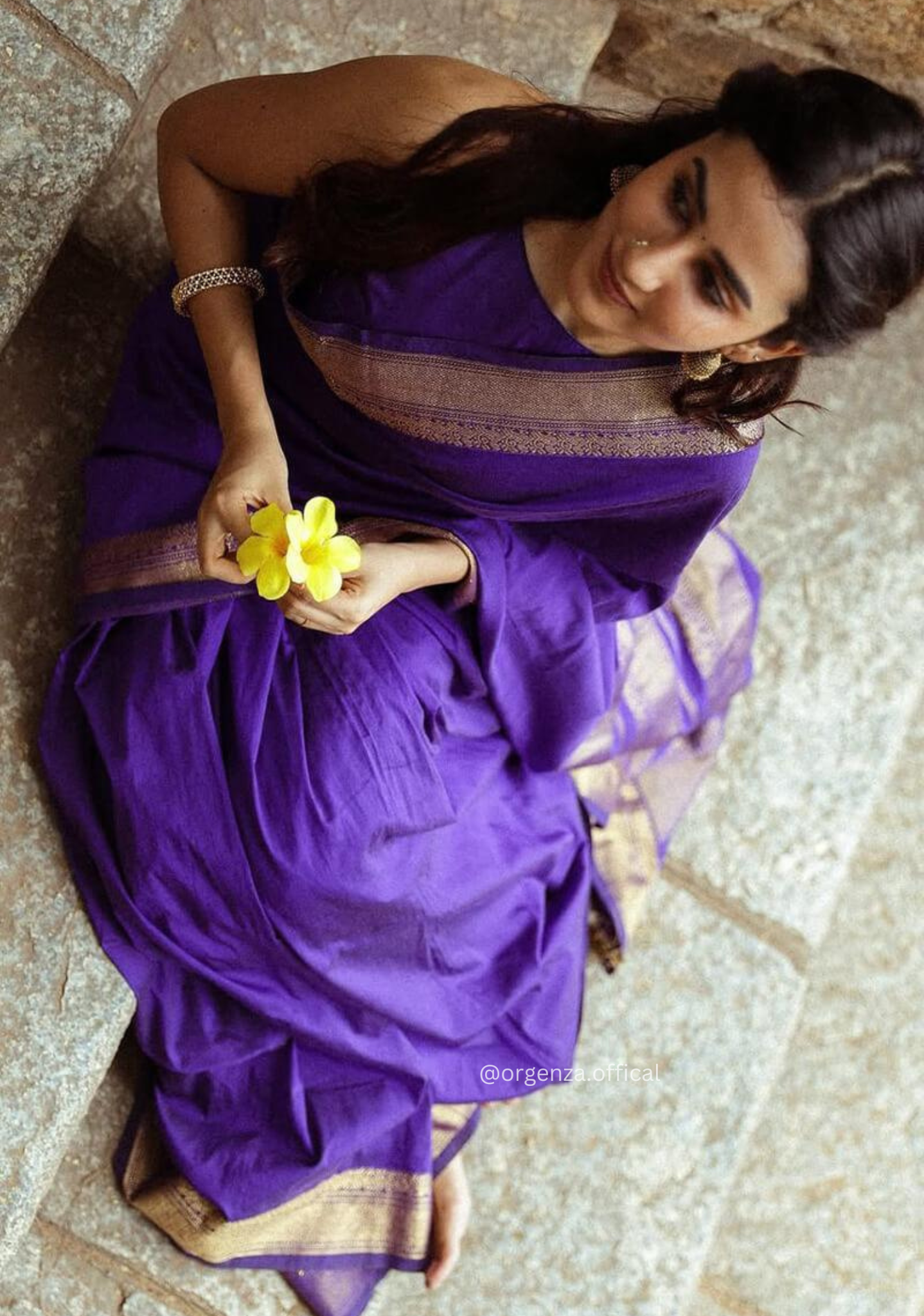 Lichi Silk Saree With Jacquard Zari Work