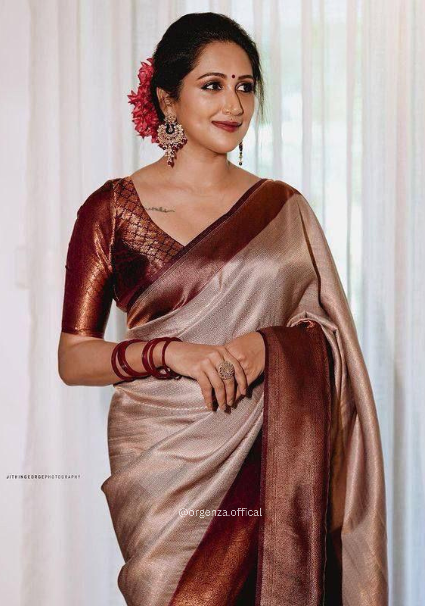 Lichi Silk Saree With Jacquard Zari Work