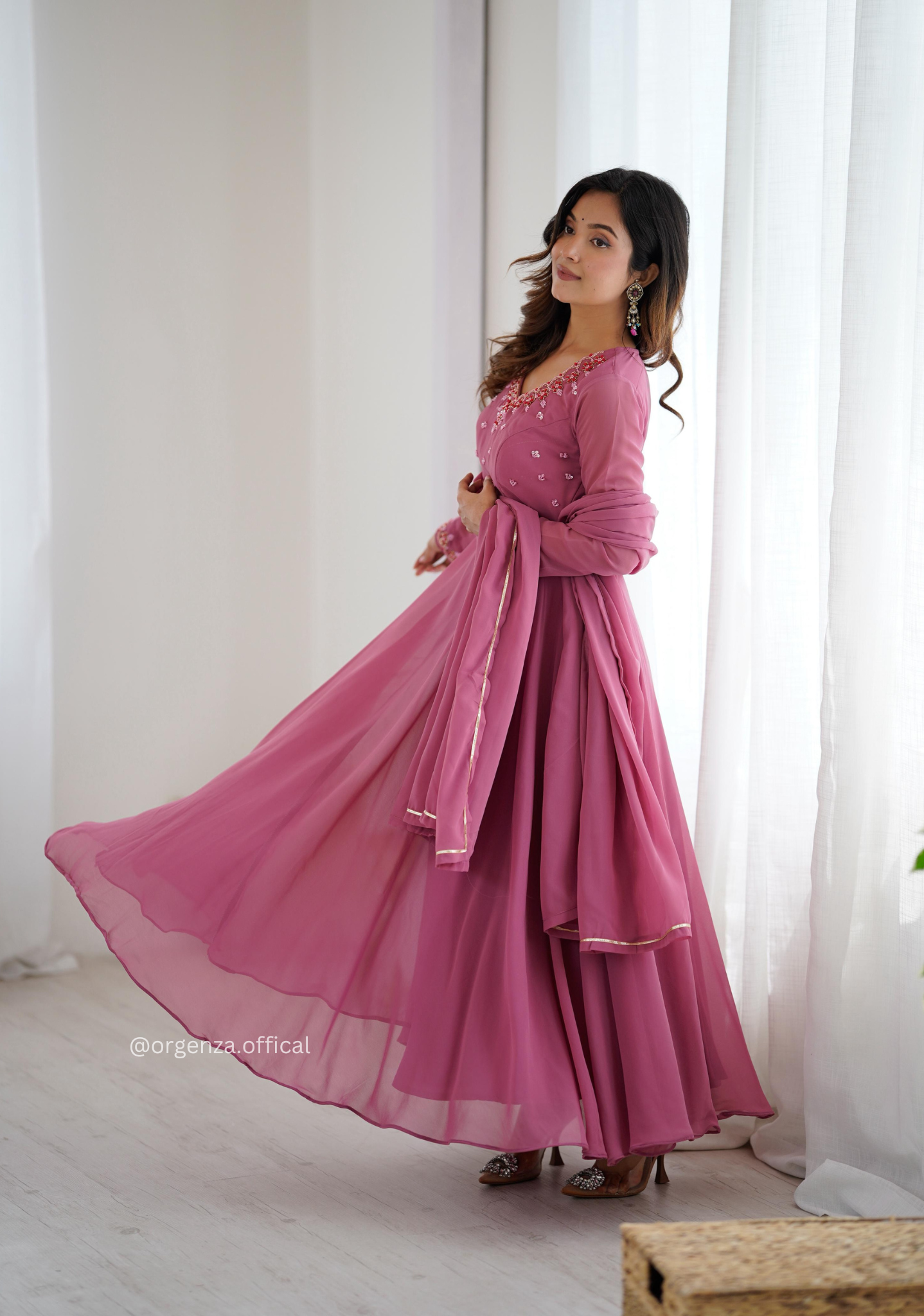 Onion Georgette Handwork Anarkali Kurti Set