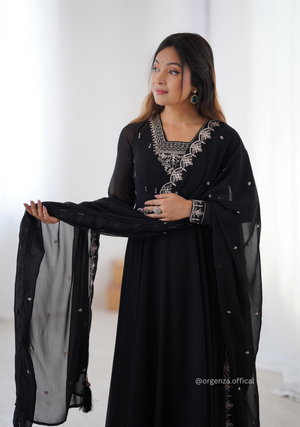 Black Colour Georgette Anarkali With Dupatta And Pant - Orgenza Store