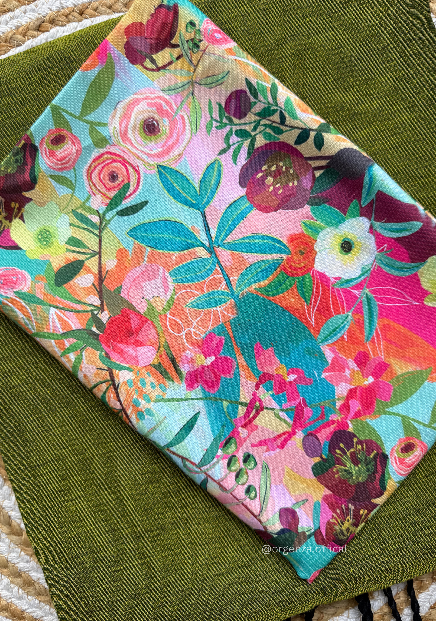 Mehendi Green Colour Cotton Saree With Flower-Leaf Print Blouse