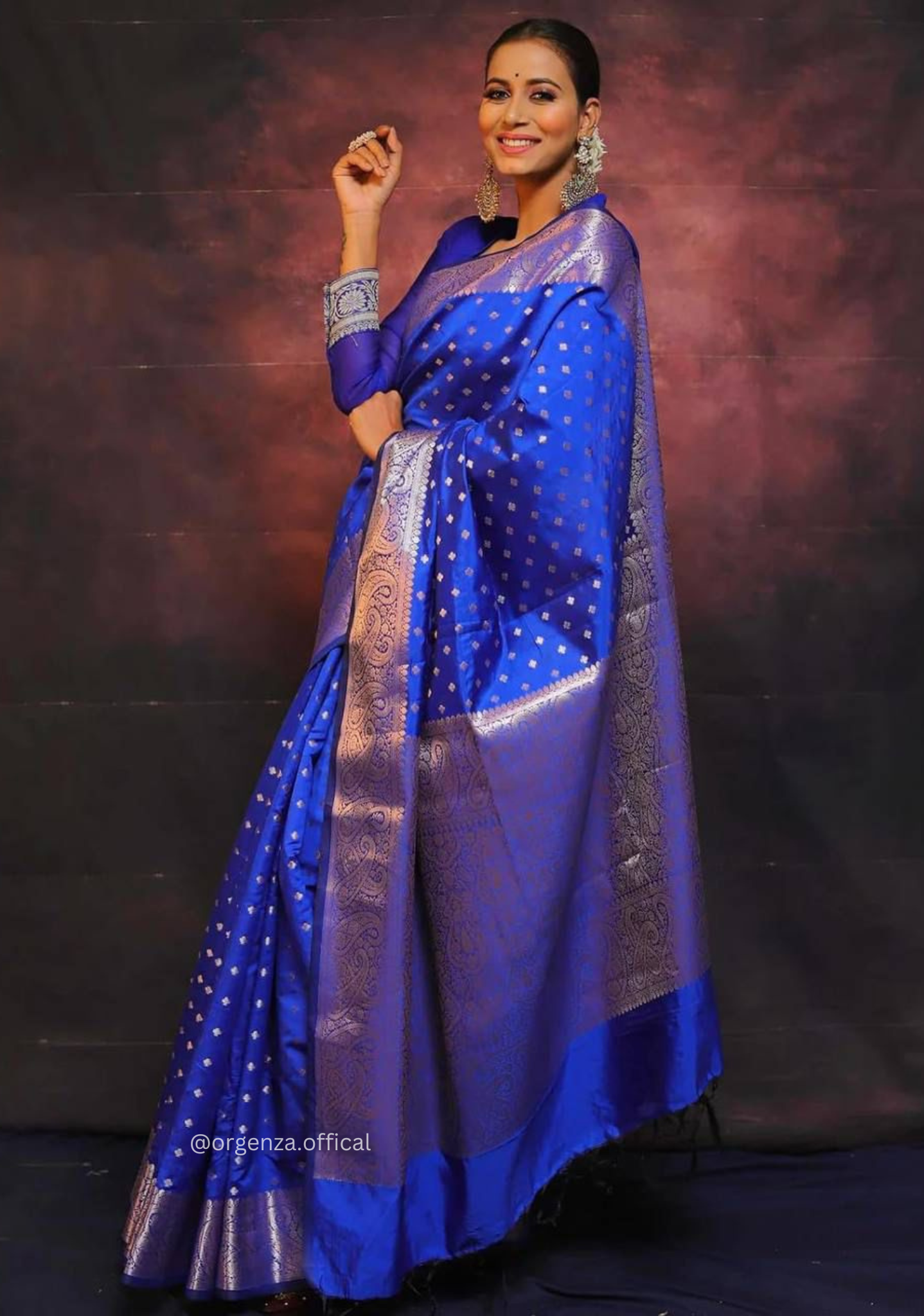 Lichi Silk Saree With Jacquard Zari Work