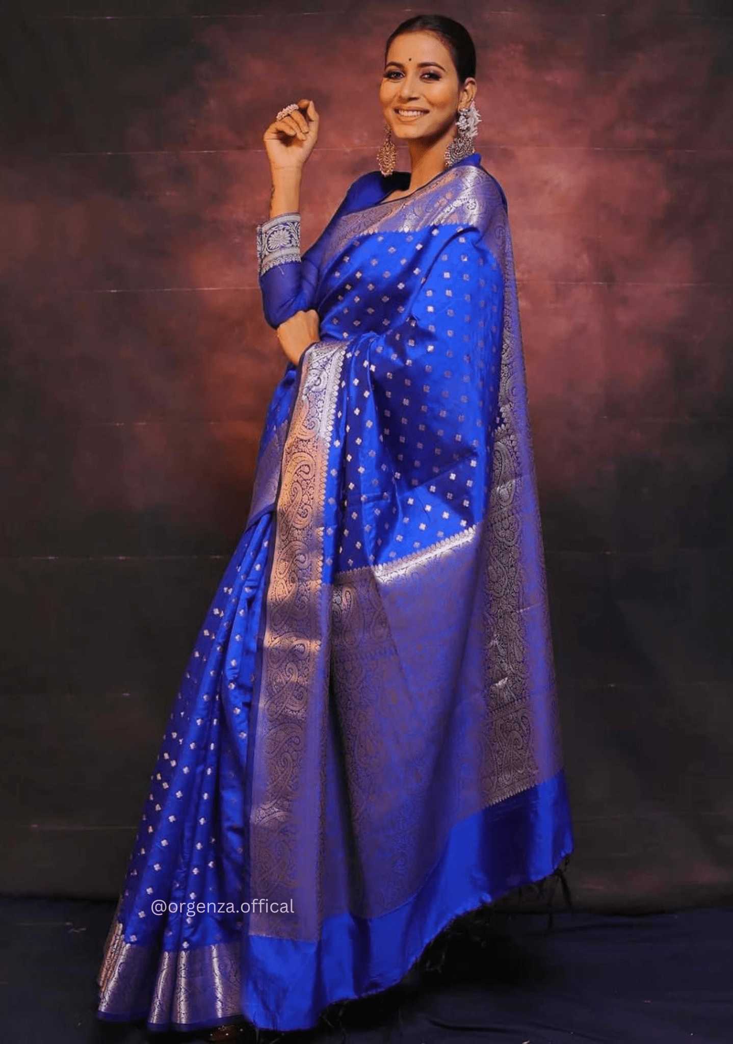 Lichi Silk Saree With Jacquard Zari Work