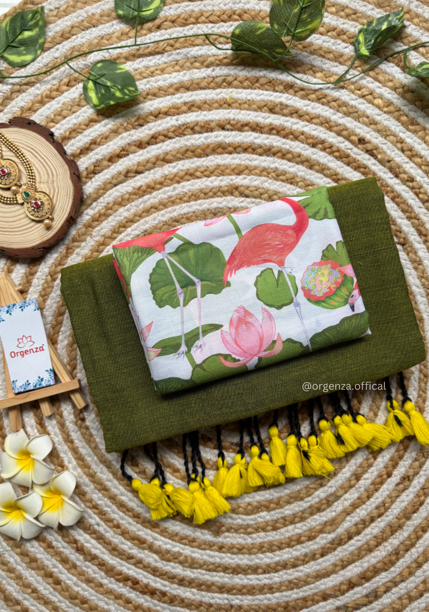 Mehendi Green Colour Cotton Saree With Lotus Print Blouse
