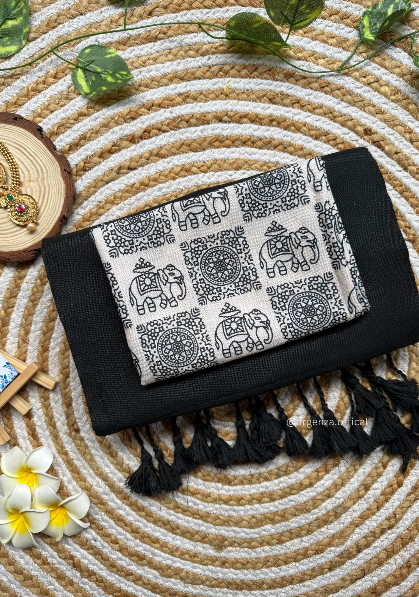 Black Colour Cotton Saree With White Elephant Print Blouse