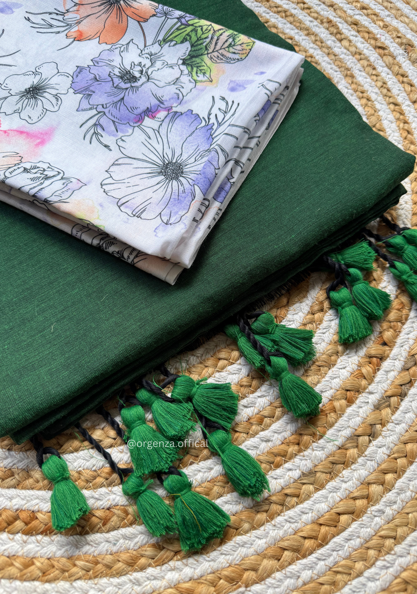 Green Colour Cotton Saree With Flower Print Blouse