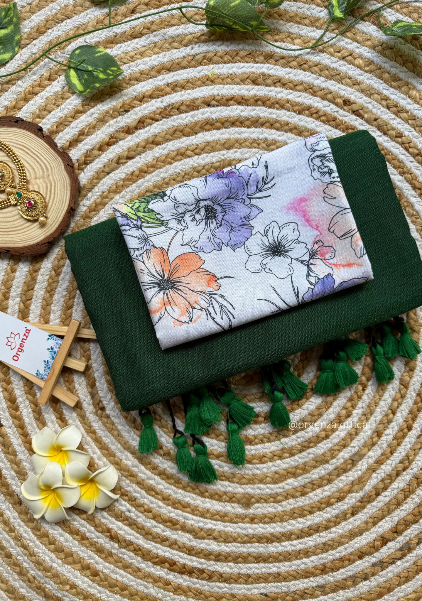 Green Colour Cotton Saree With Flower Print Blouse