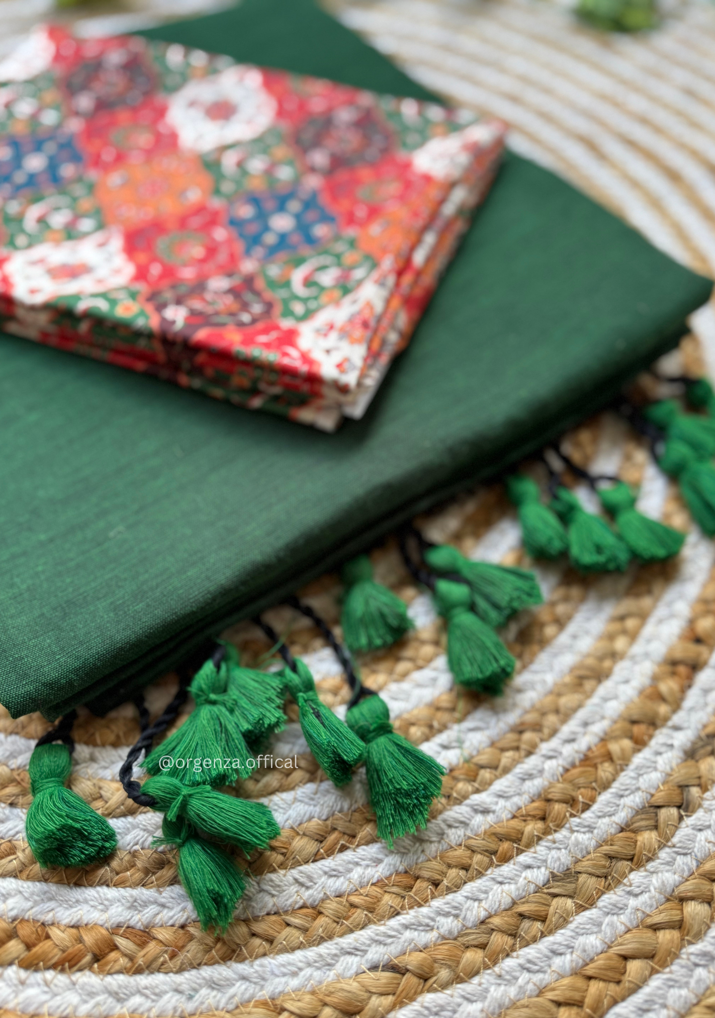 Green Colour Cotton Saree With Chex Print Blouse