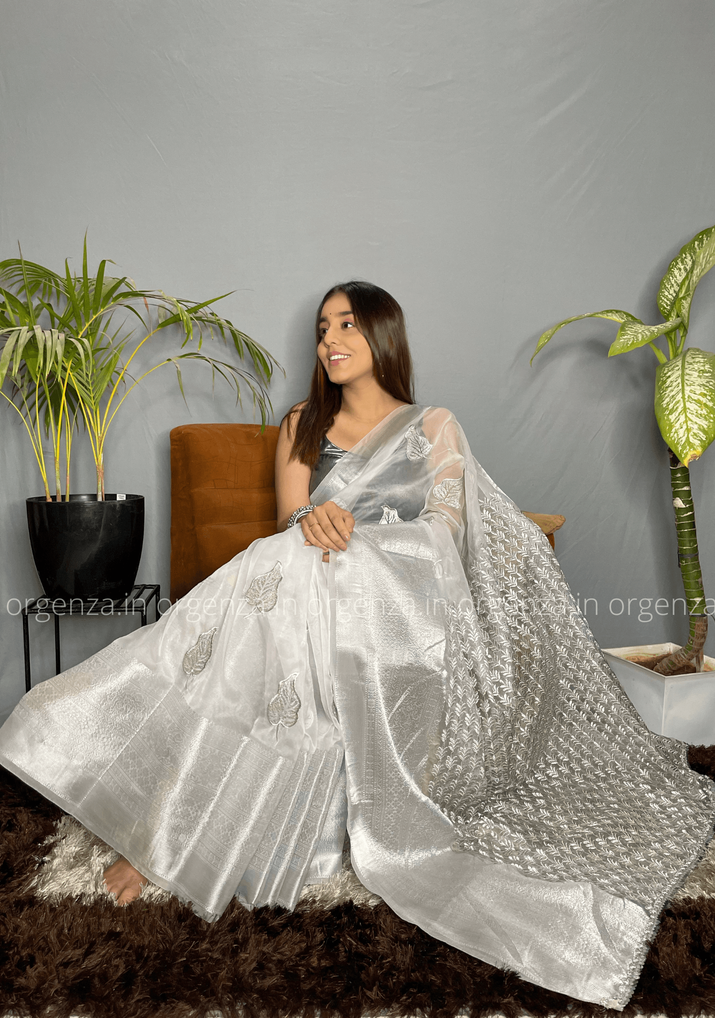 White Silver Organza Weaving Saree - Orgenza Store
