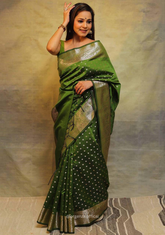 Lichi Silk Saree With Jacquard Zari Work