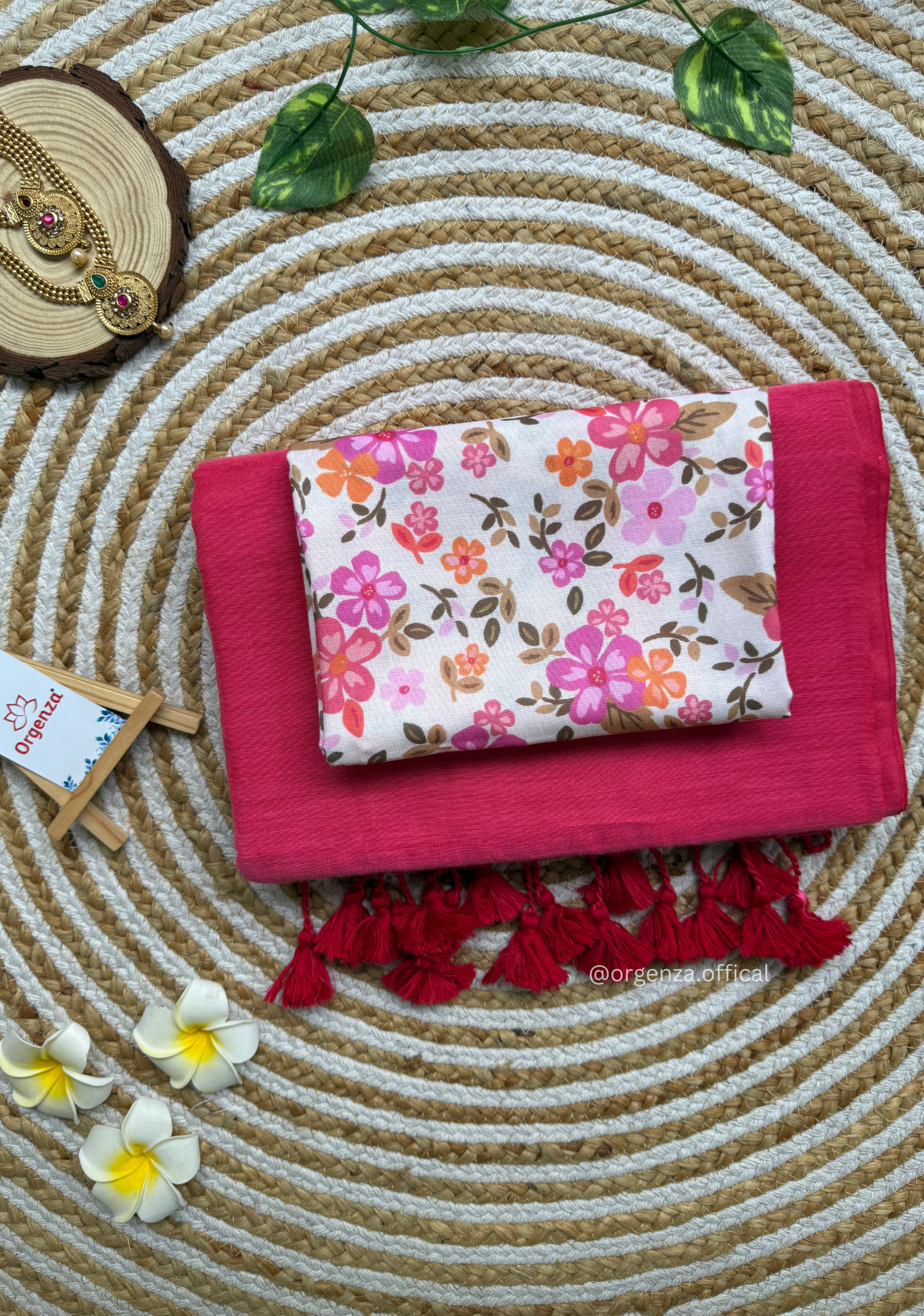 Pink Colour Cotton Saree With White Pink Flower Print Blouse