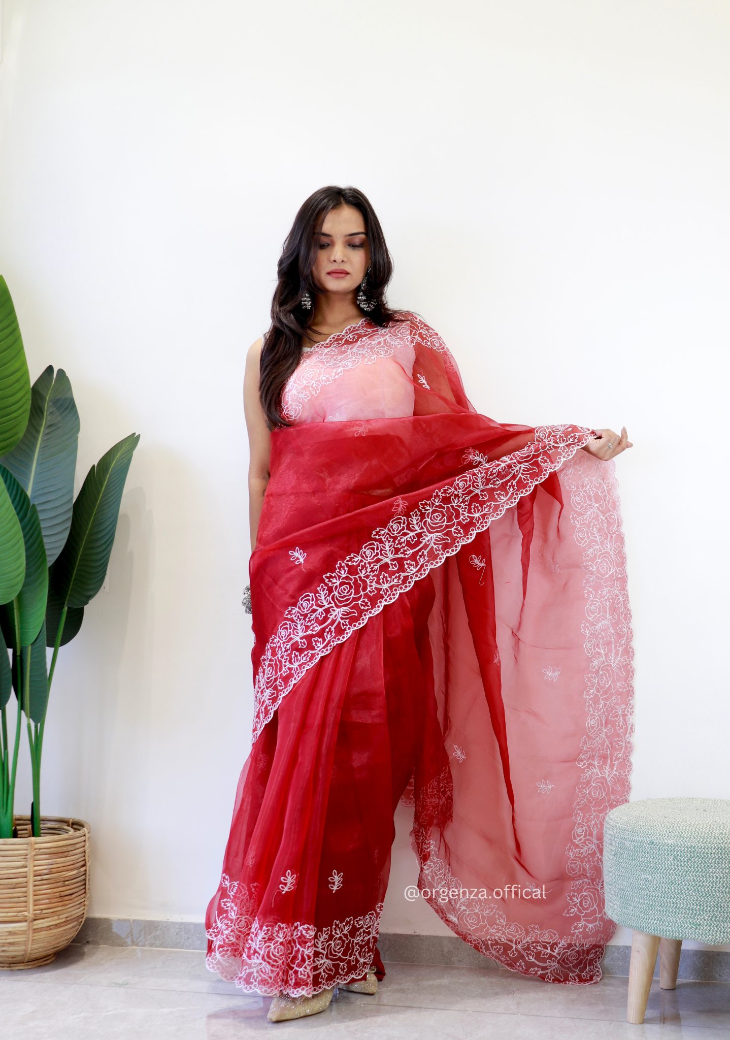 Red Colour Embroidery Thread Work Saree - Orgenza Store