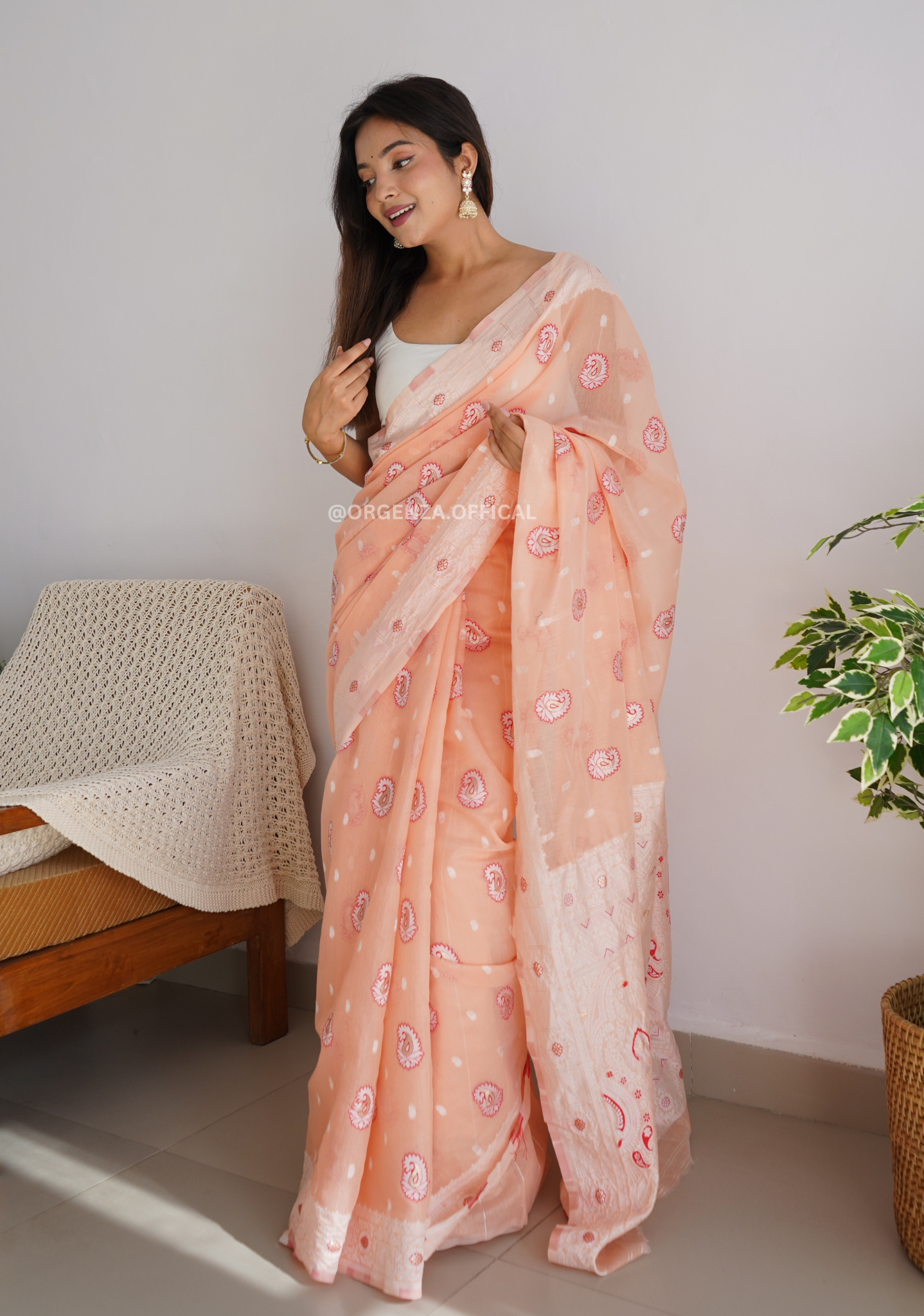 Peach Colour Linen Silk Saree - Orgenza Store
