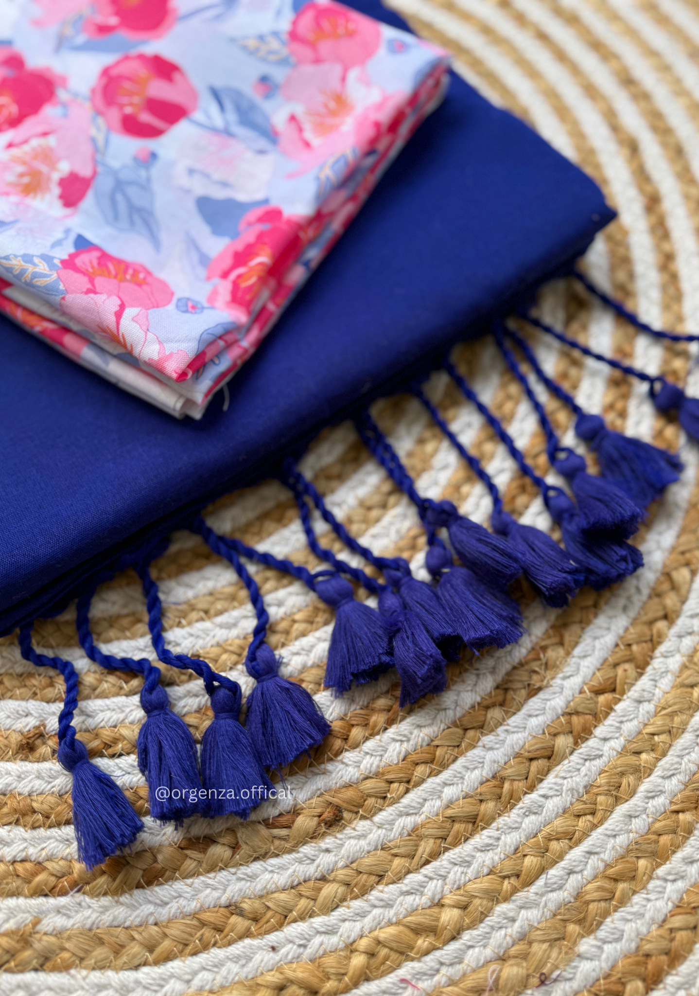 Blue Colour Cotton Saree With Baby Pink Flower Print Blouse