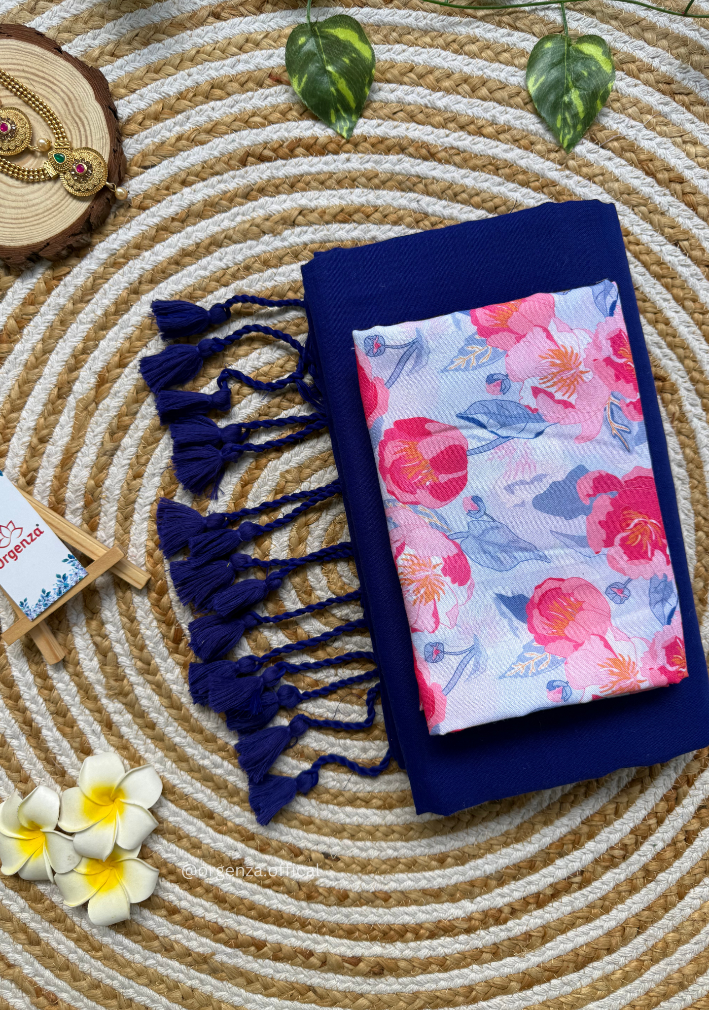 Blue Colour Cotton Saree With Baby Pink Flower Print Blouse