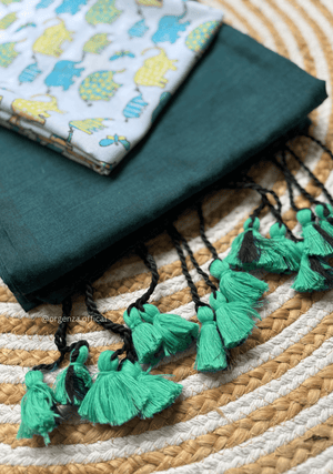 Rama Green Colour Cotton Saree With Little Elephant Print Blouse - Orgenza Store - digisoch