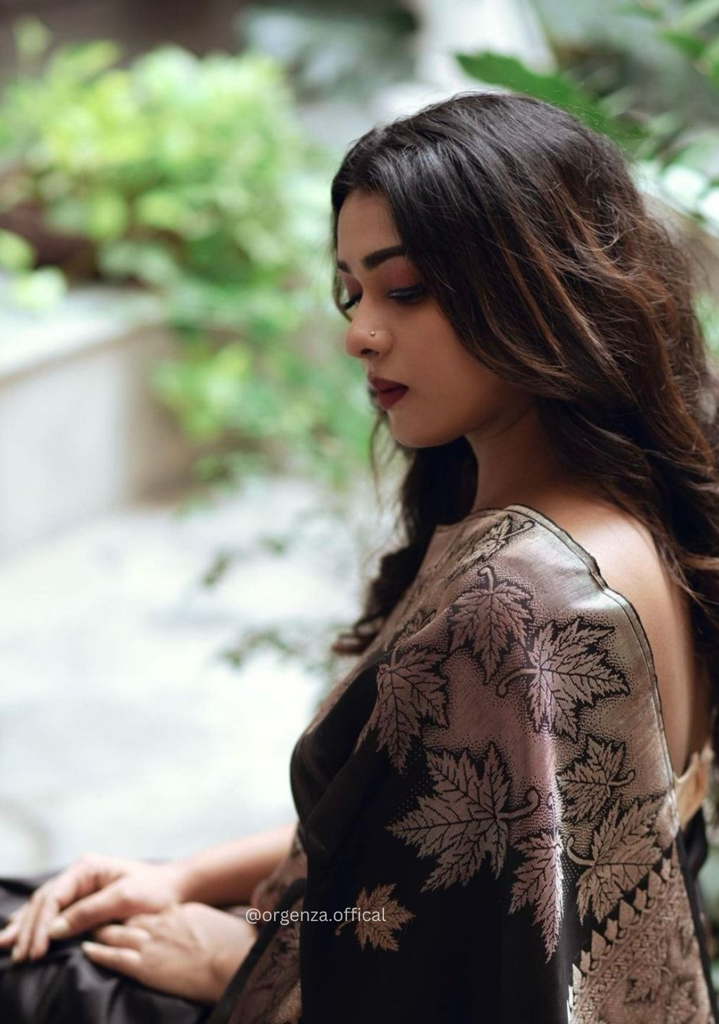 Lichi Silk Saree With Jacquard Zari Work