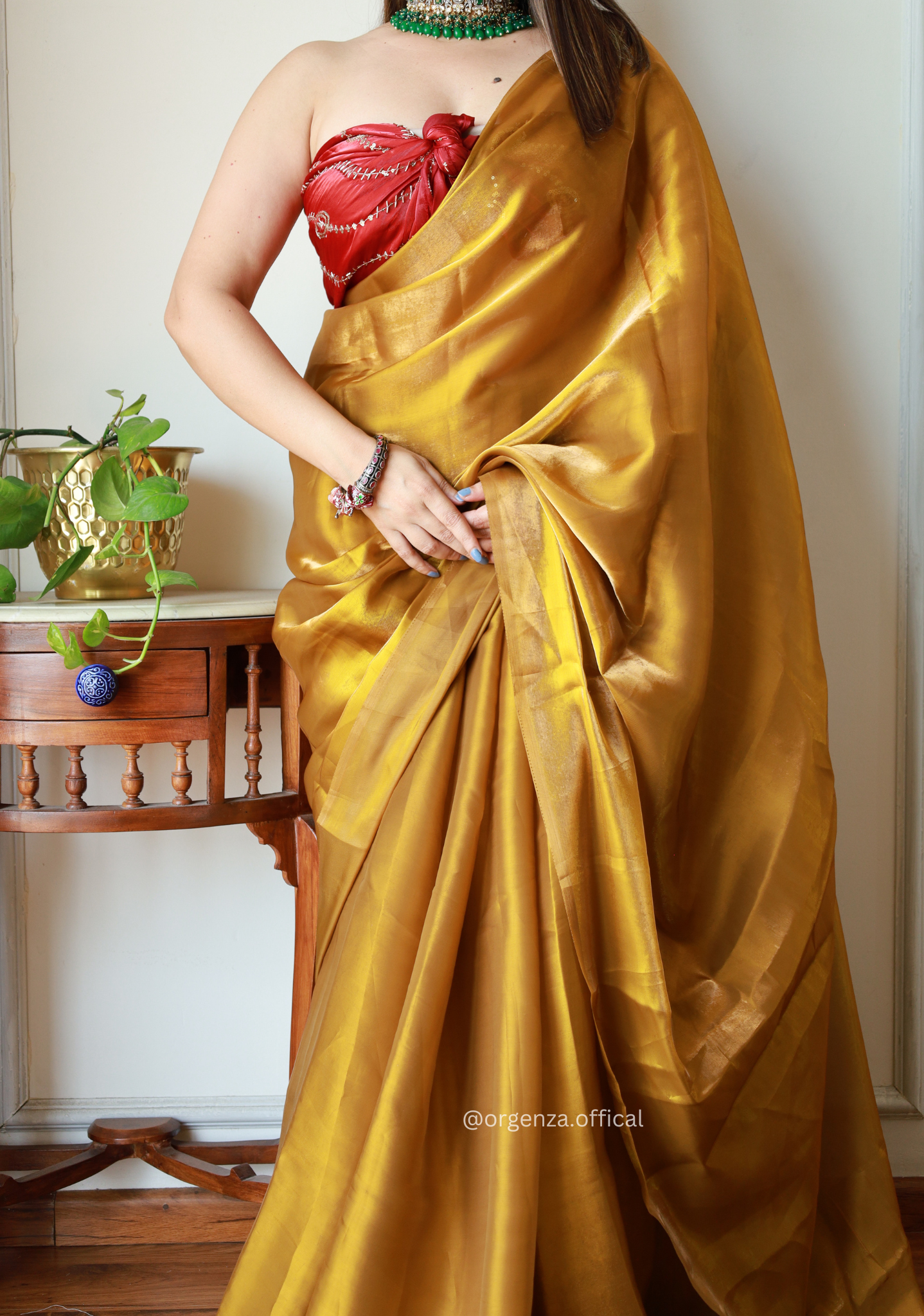 Plain Golden Colour Jimmy Choo Saree - Orgenza Store