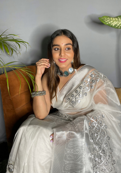 White Organza Saree With Gotta Patti Work - Orgenza Store