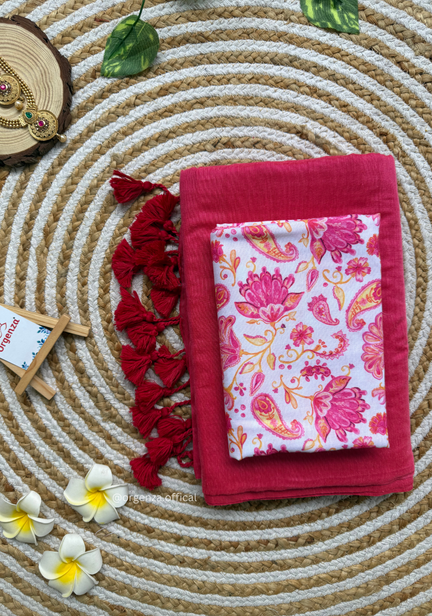 Pink Colour Cotton Saree With White Pink Multi Print Blouse