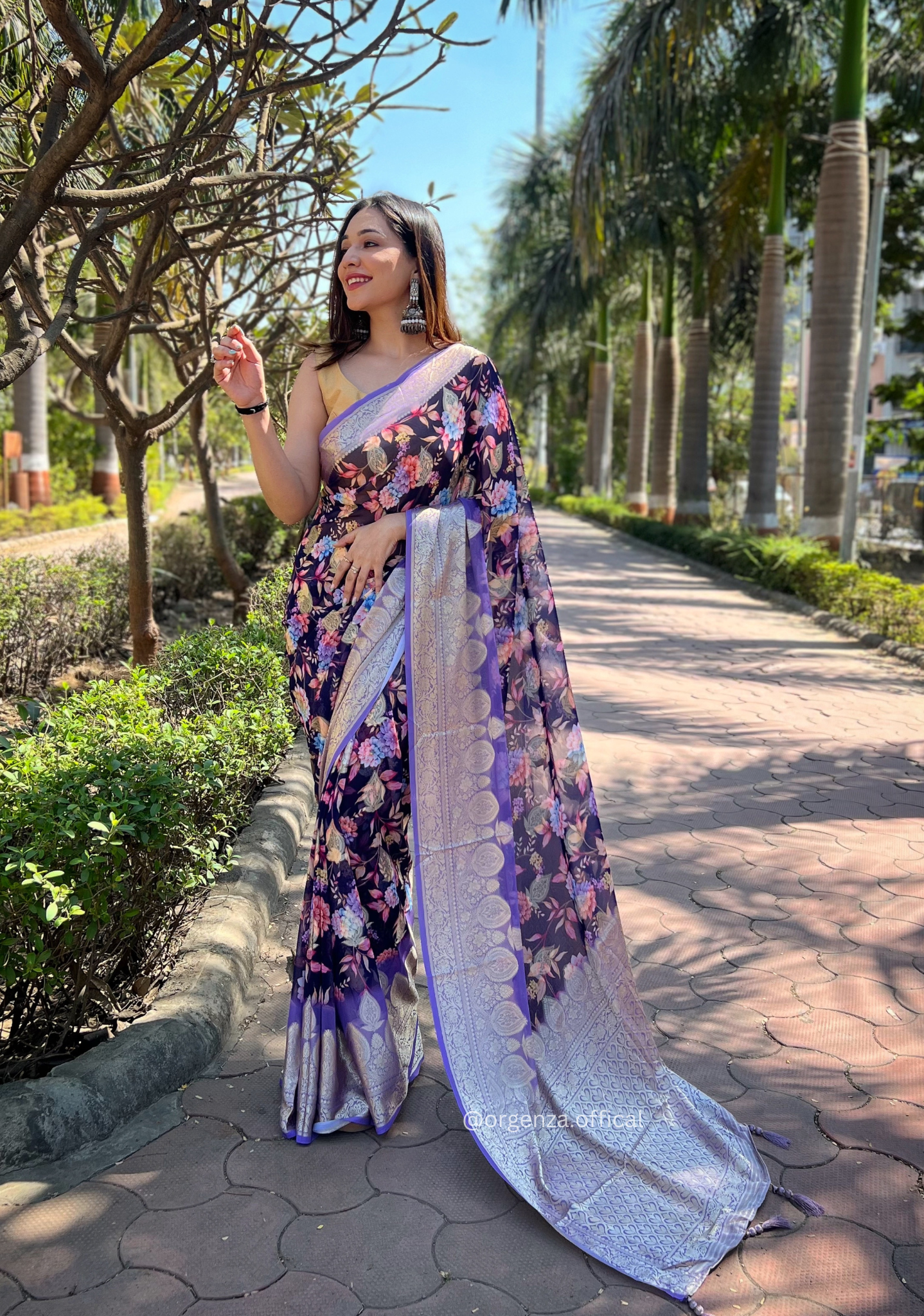 Lavender Georgette Saree With Viscose Border
