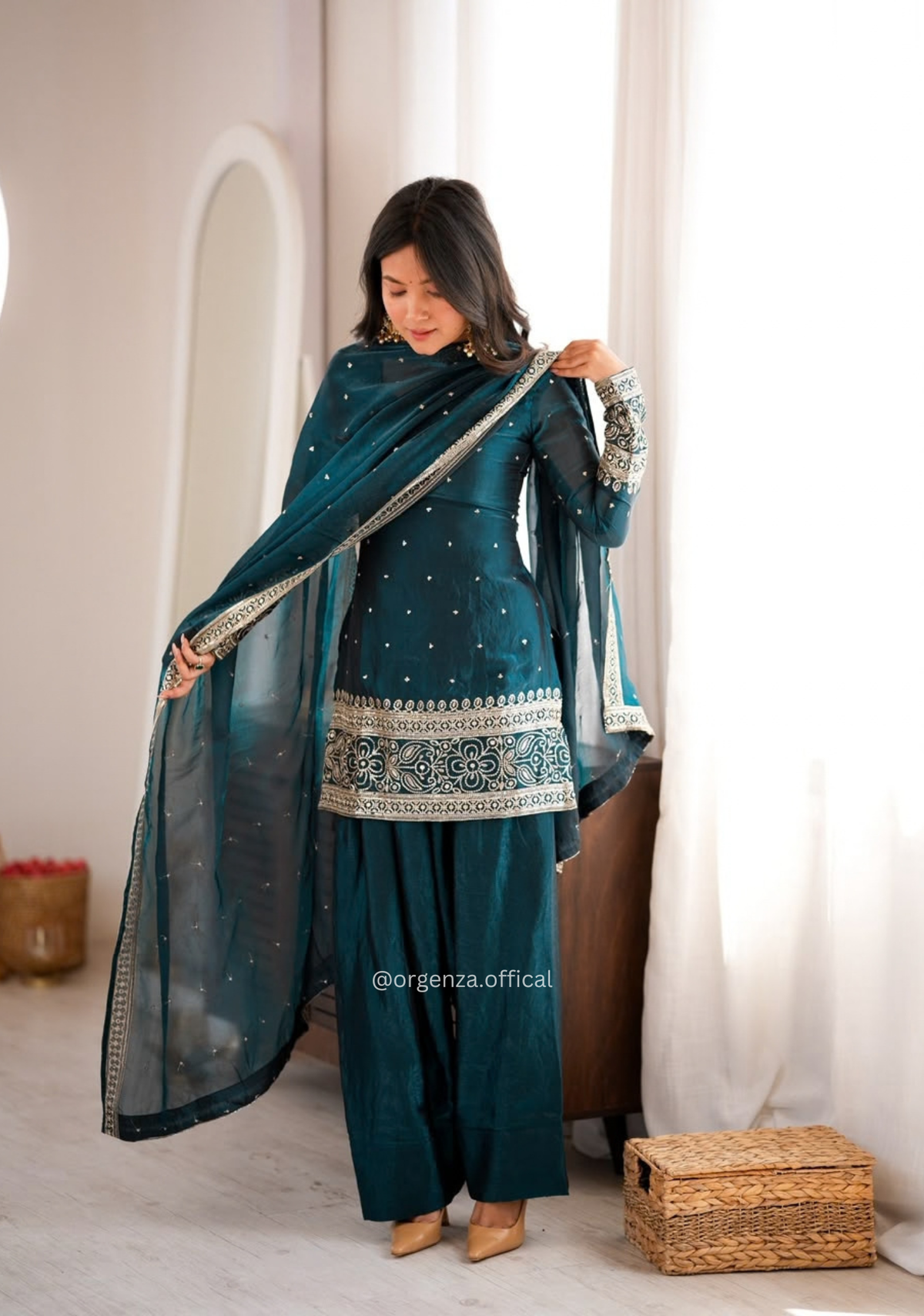 Dark Teal Fendy Silk Embroidered Farshi Shalwar Suit