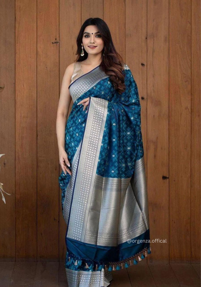 Lichi Silk Saree With Jacquard Zari Work