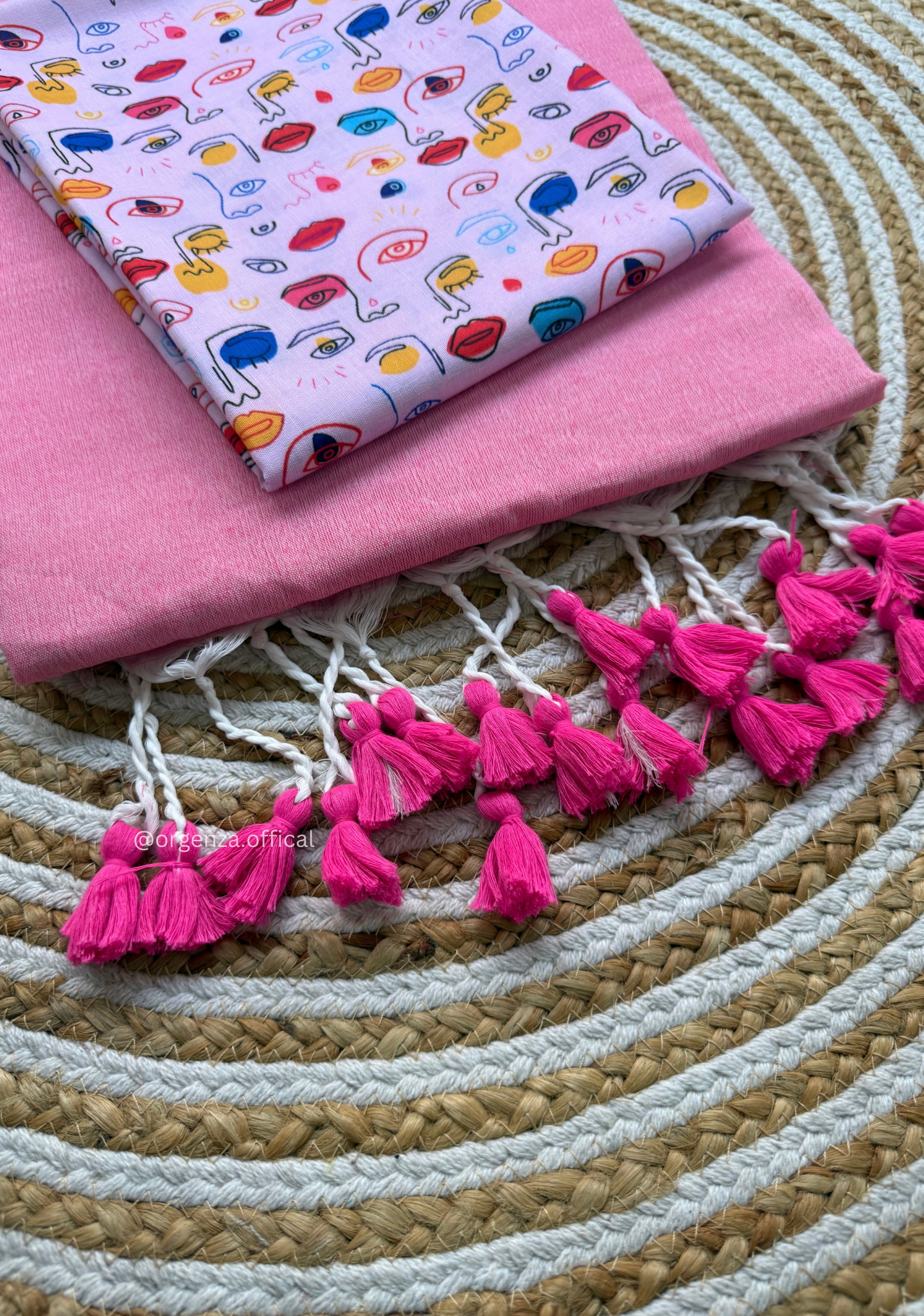 Baby Pink Colour Cotton Saree With Face Print Blouse