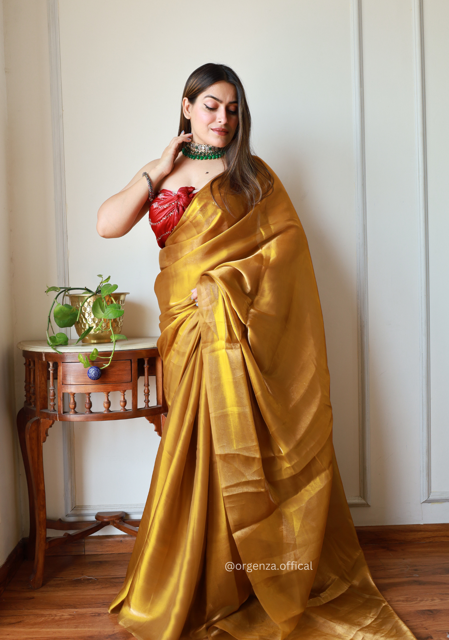 Plain Golden Colour Jimmy Choo Saree - Orgenza Store