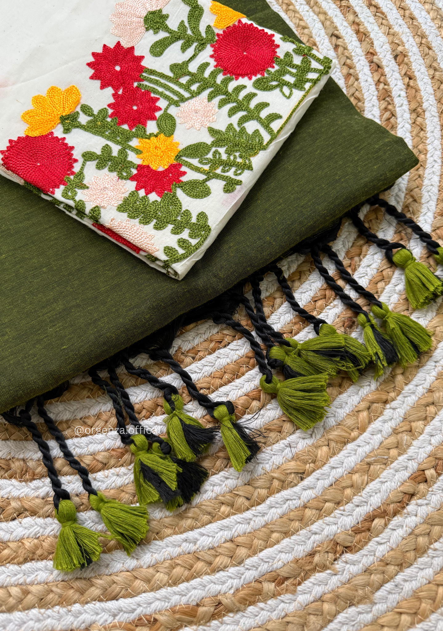 Dark Mehendi Green Colour Cotton Saree With Flower Embroidery Blouse