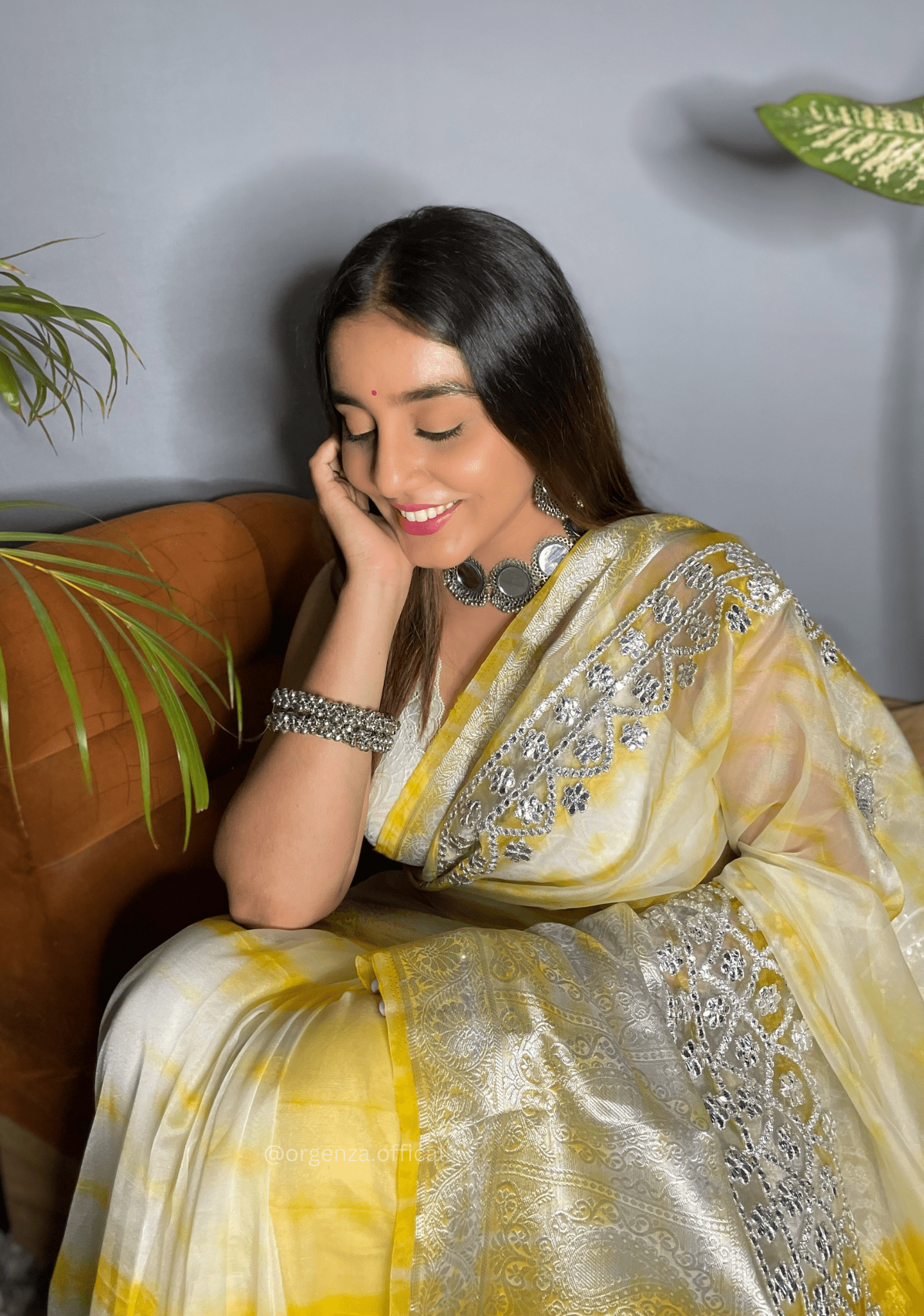 Yellow Colour Organza Saree With Weaving Border - Orgenza Store - digisoch