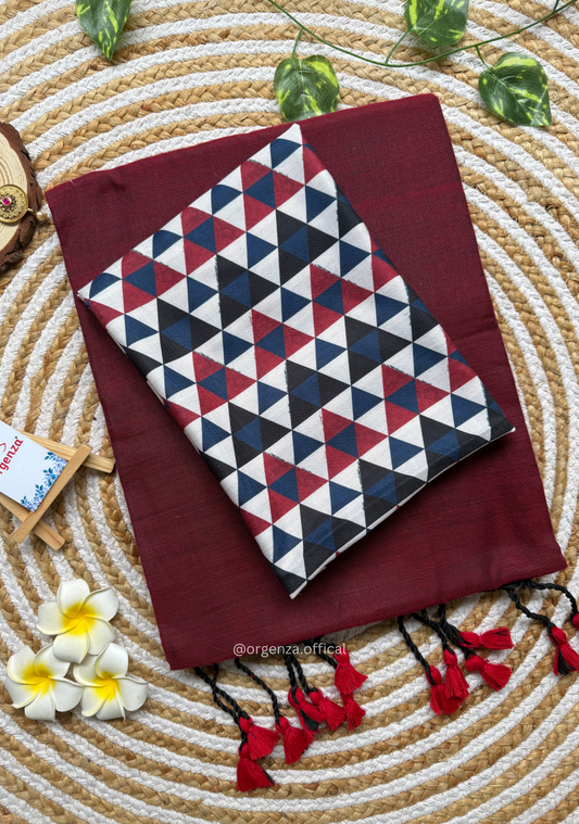 Maroon Colour Cotton Saree With Tringle Print Blouse